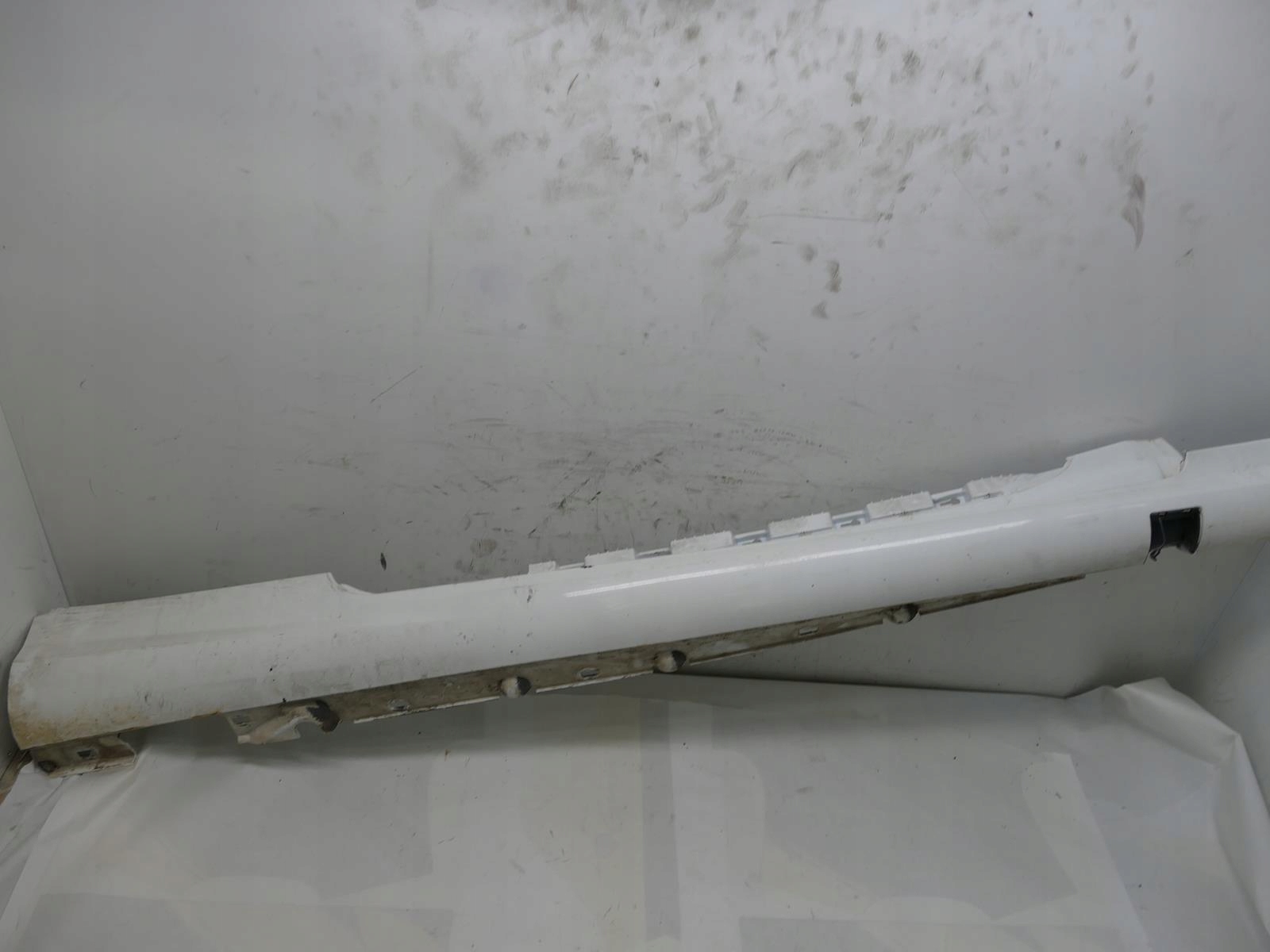 MERCEDES E W207 C207 moulding threshold cap P 159