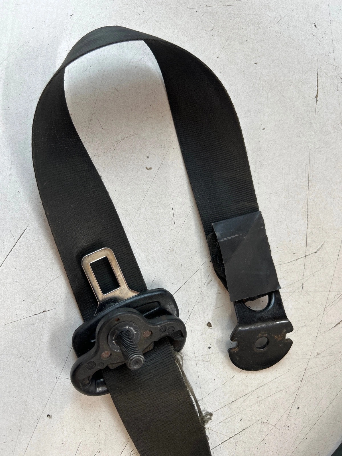 tension belt safety front front right Renault Trafic III Vivaro B