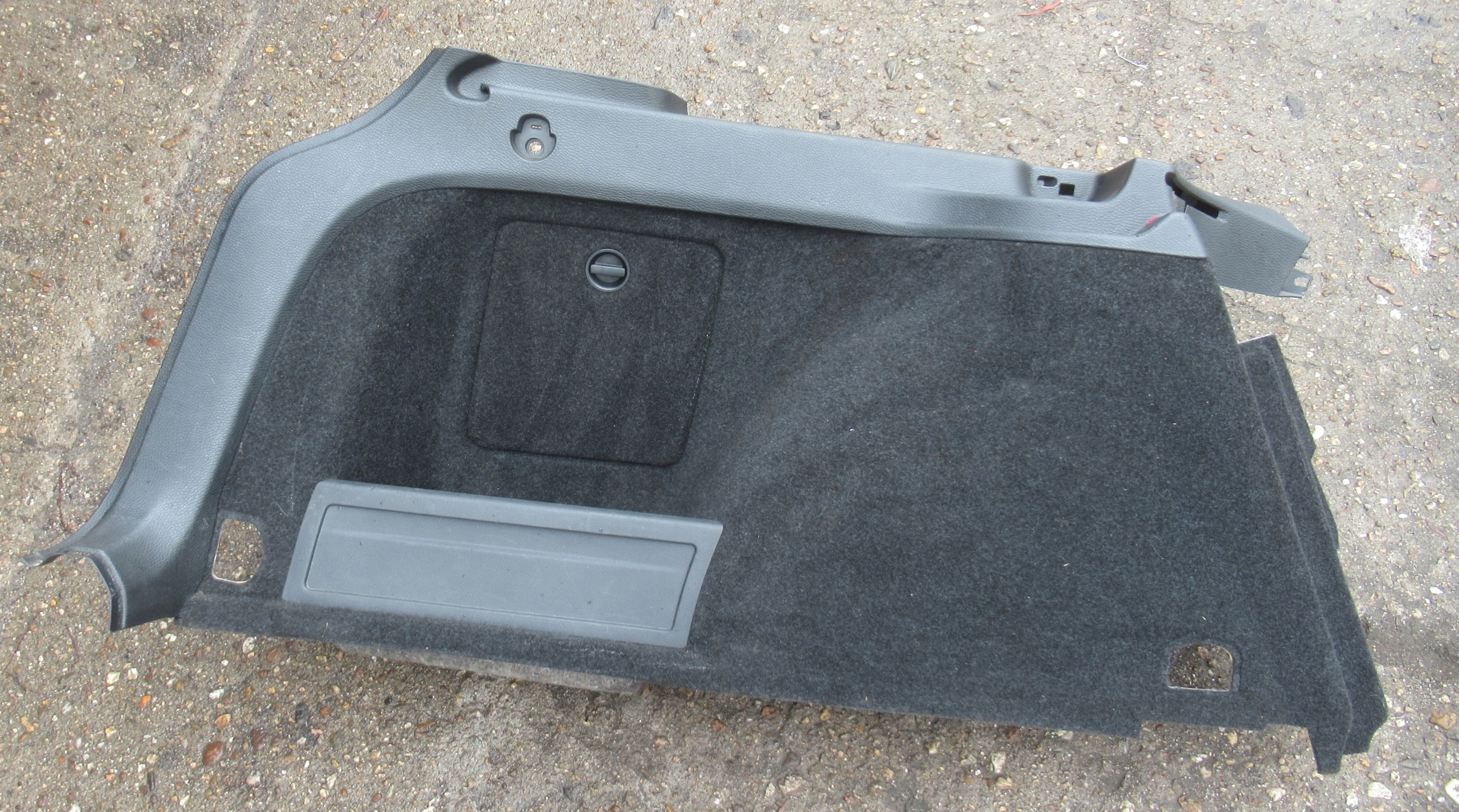VW PASSAT B6 06R KOMBI side upholstery boot left rear part 3C9867427AK