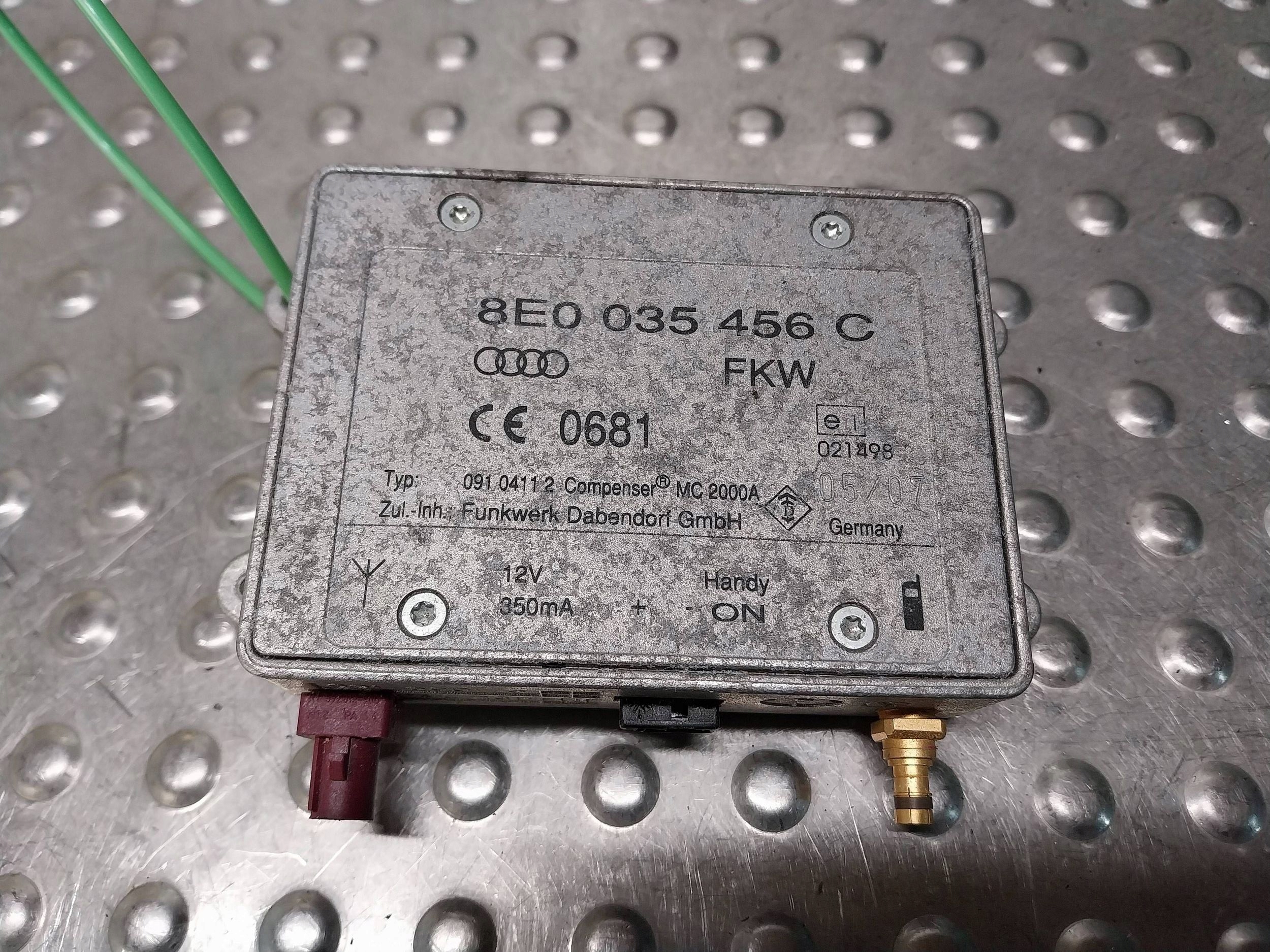 amplifier ANTENY 8E0035456C AUDI A4 B7 A6 C6 A8 D3