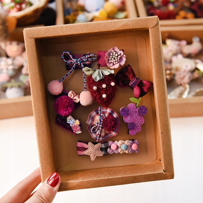 

Zestaw Dla Dziewczynki Do Włosów Gumka Spinka