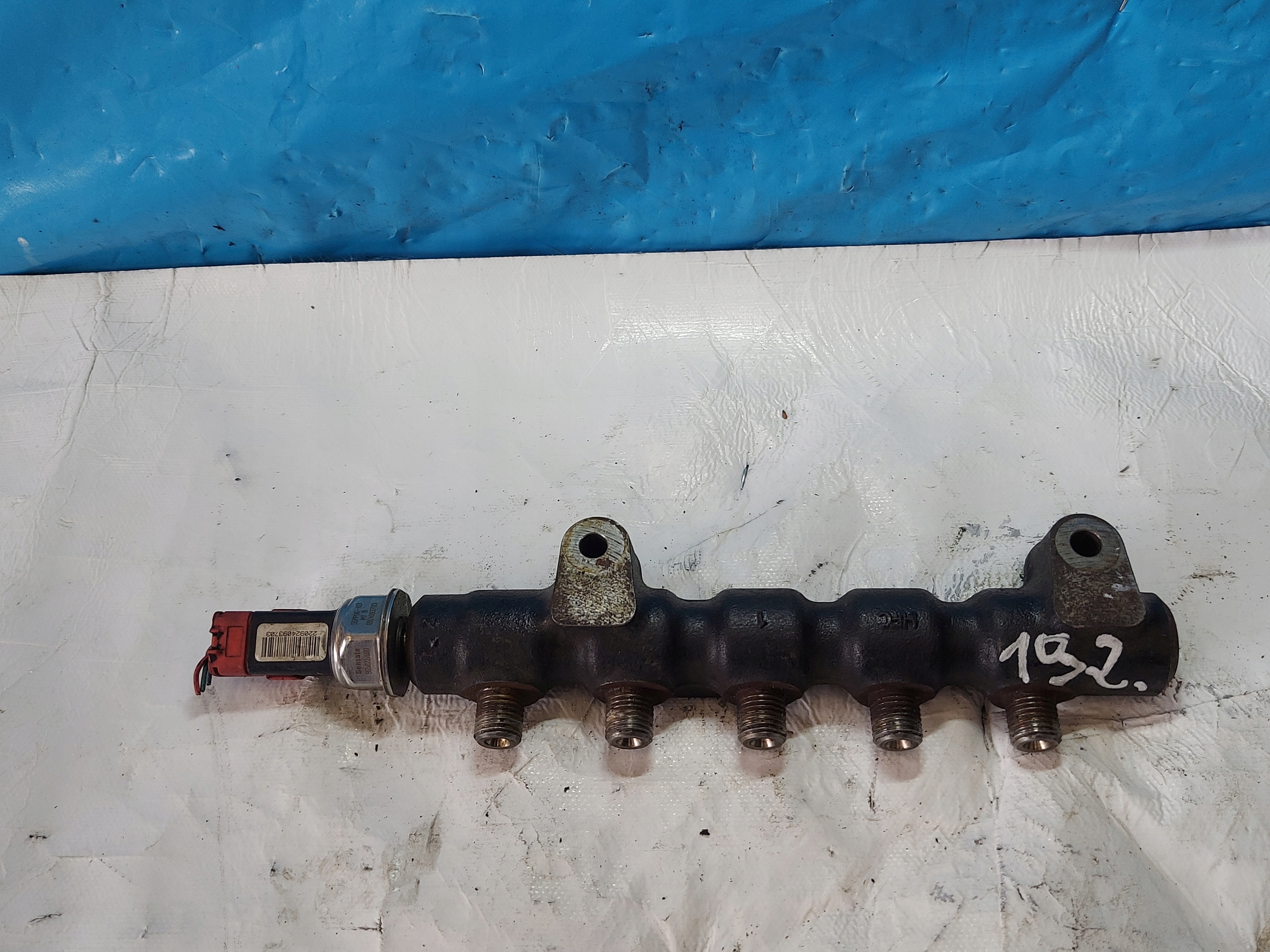 Rampe injection PEUGEOT 307 1.6 HDI 9658227880