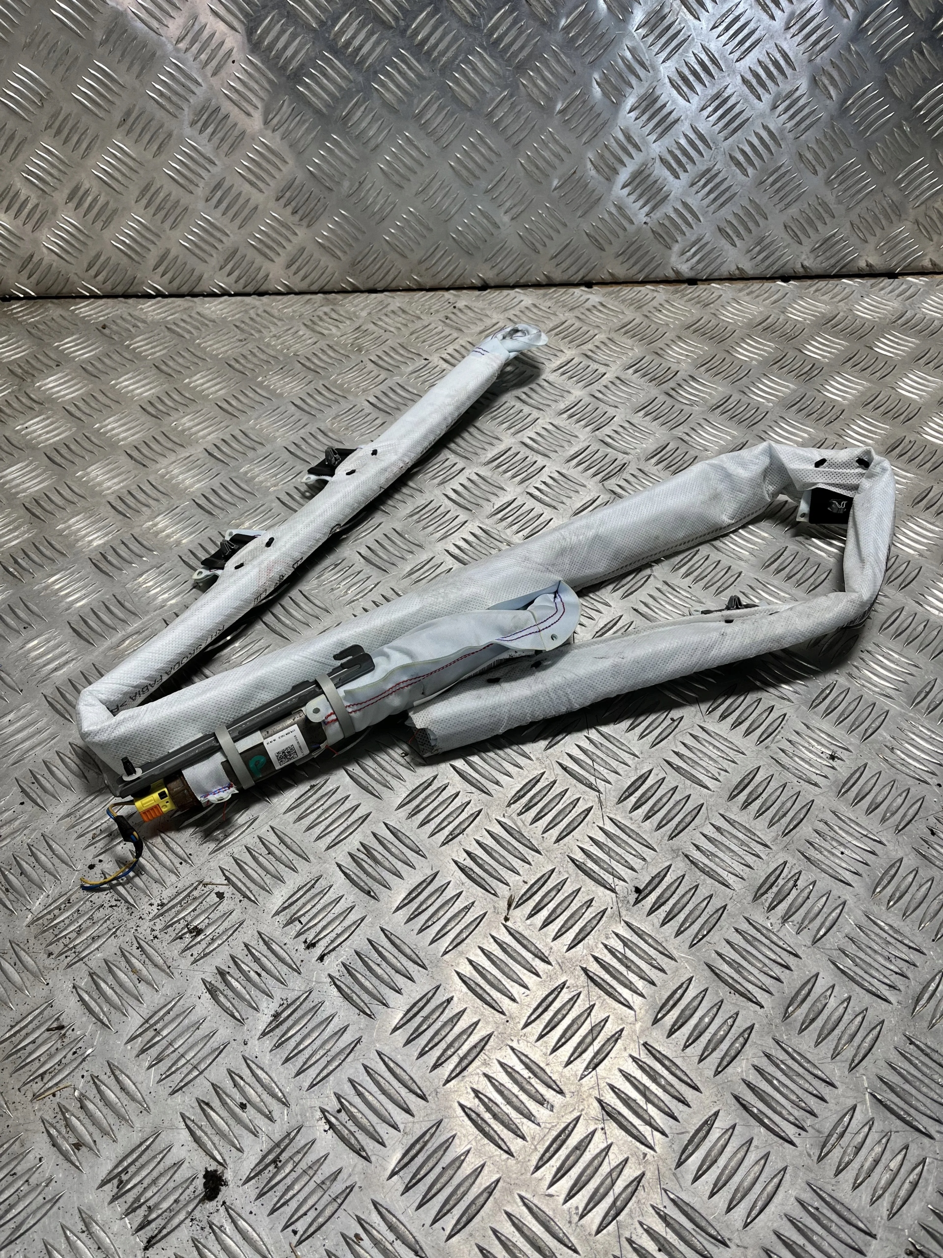 KURTYNA AIRBAG PRAWA SKODA FABIA III 14- 6V0880742B