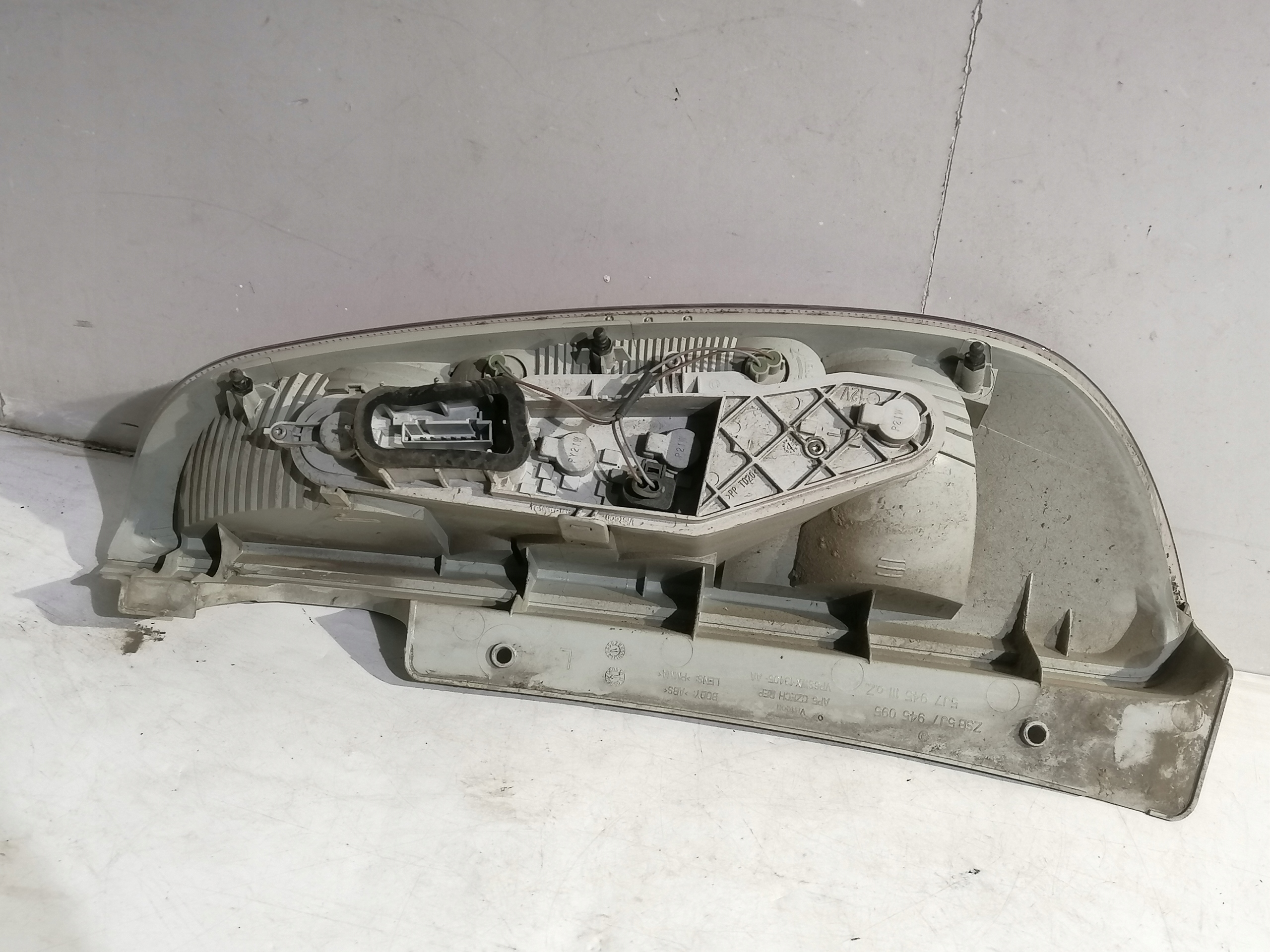 Skoda Roomster light left rear part rear
