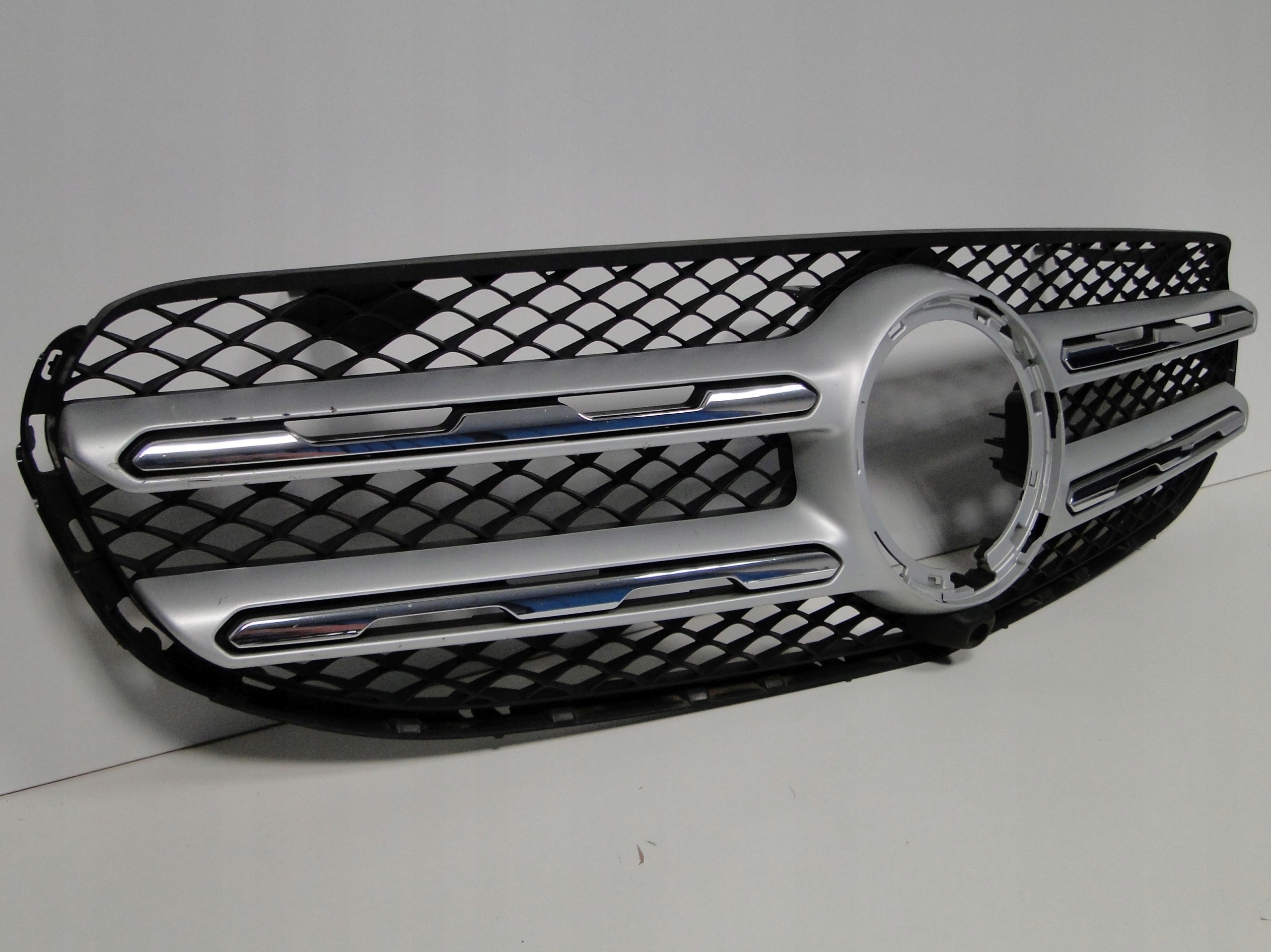 MERCEDES GLC X253 253 SUV LIFT GRILL ATRAPA KAMERA RADAR Strona zabudowy przód