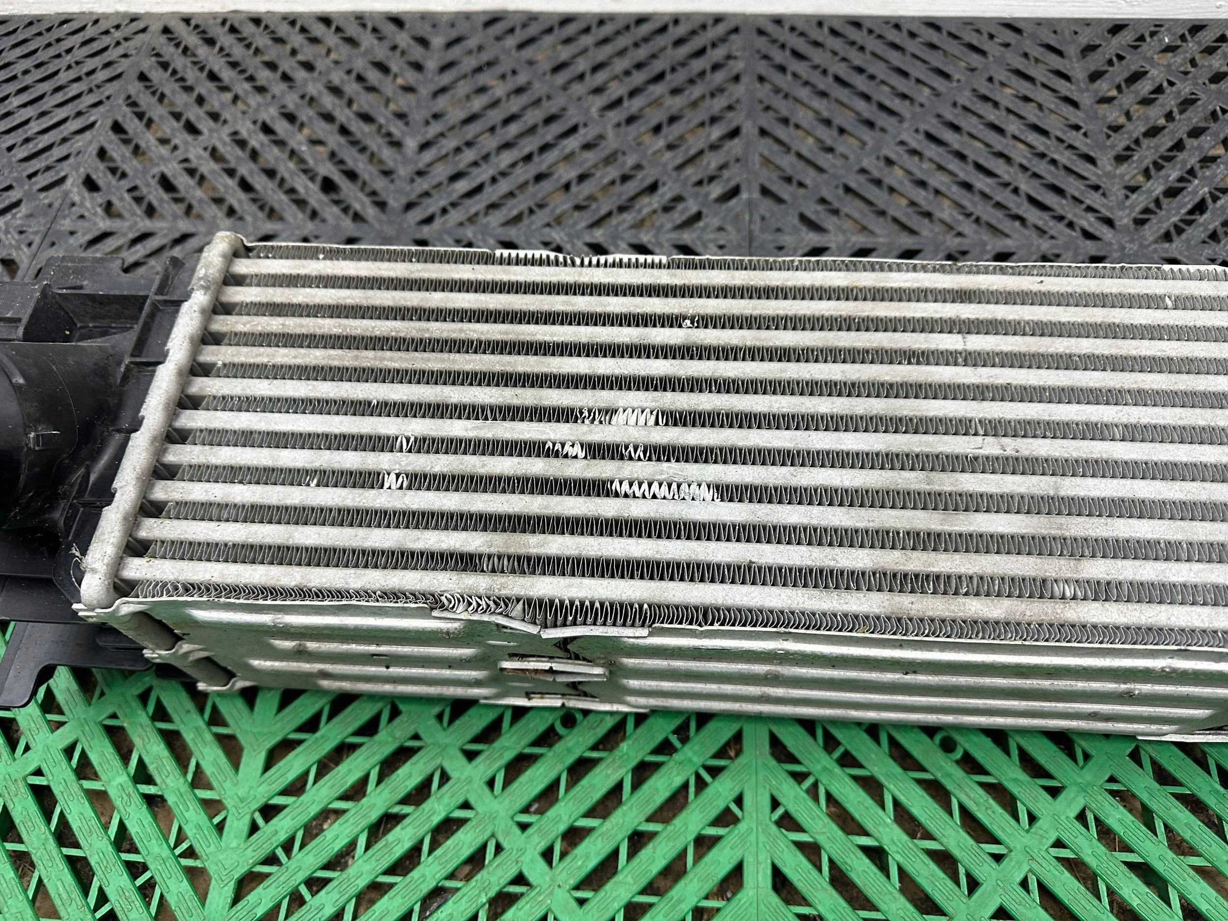 intercooler BMW 3 G20 G21 8590105