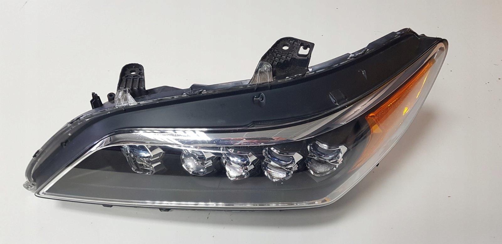 ACURA RLX 2014-2017 REFLEKTOR LAMPA LEWA LED L USA Numer katalogowy części RLX2014-2017LEDLUSA