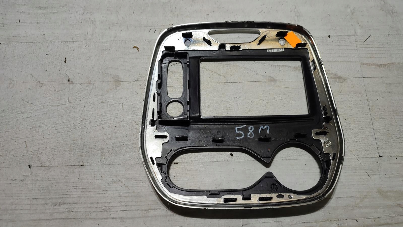 panel RAHMEN radia Renault Captur