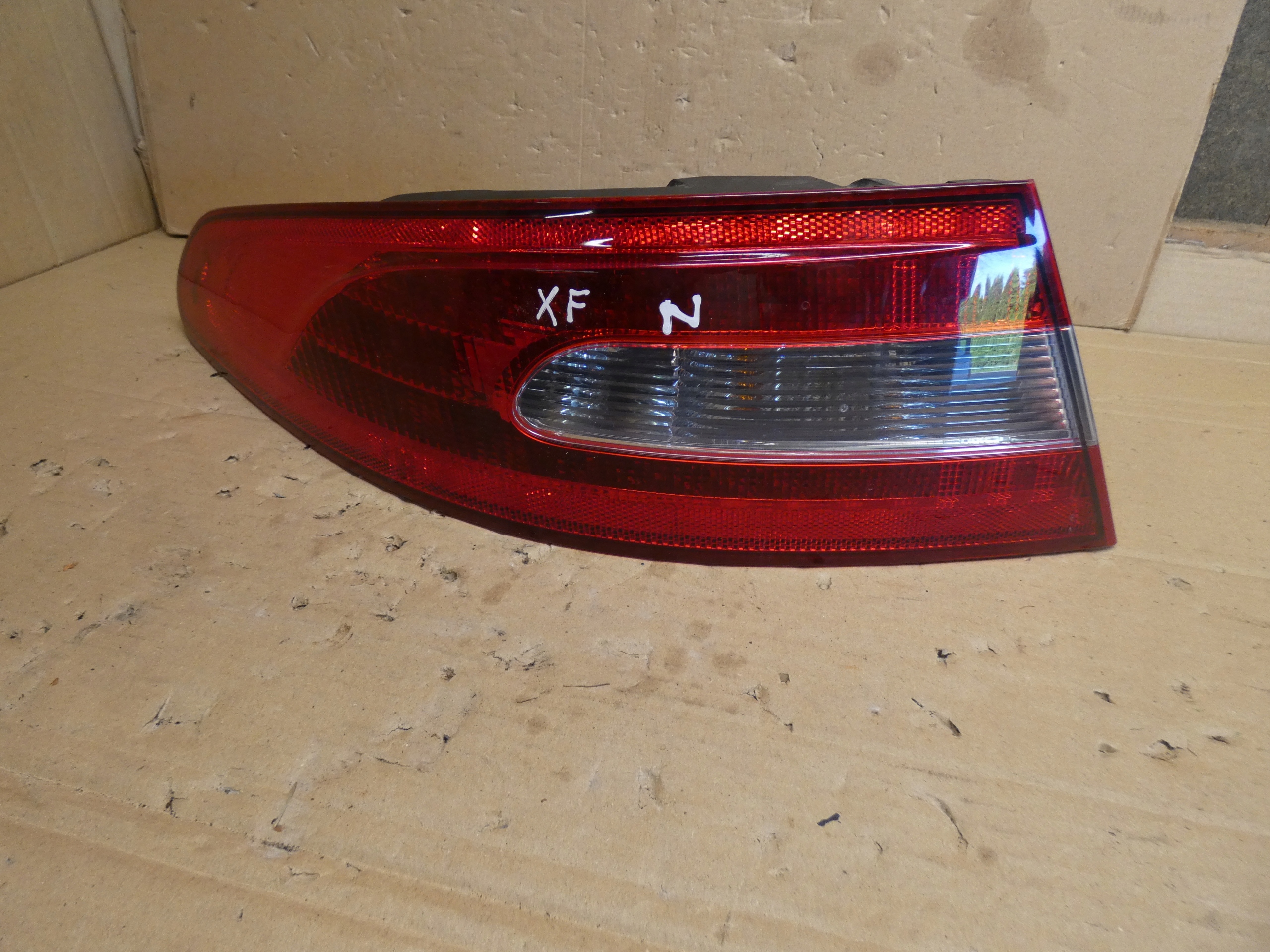 light rear left 8X2313405 Jaguar