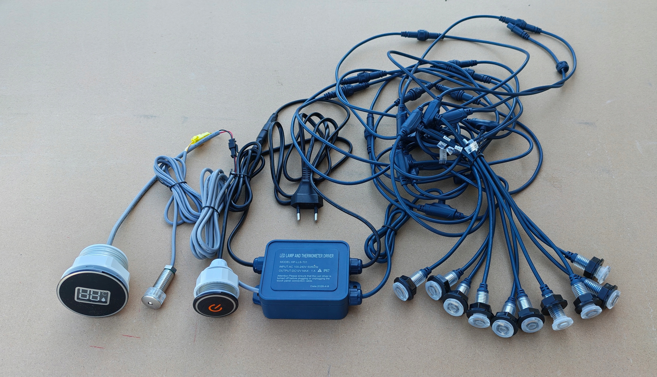 Elektronický teplomer do kúpeľovej vane, vírivky podvodné osvetlenie 2v1