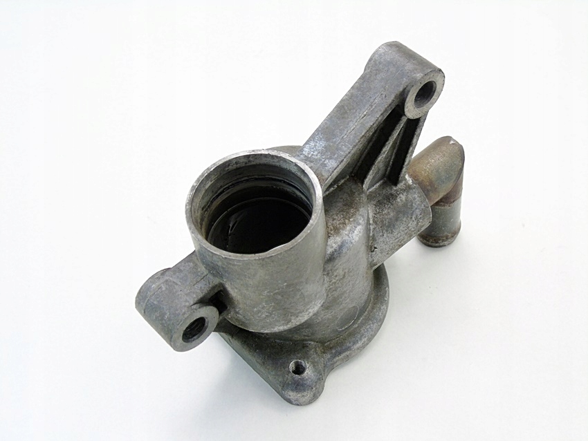 OBUDOWA TERMOSTATU KRÓCIEC WODY 1.5 16V SUZUKI SX4 IGNIS LIANA SWIFT JUSTY Producent części Suzuki OE