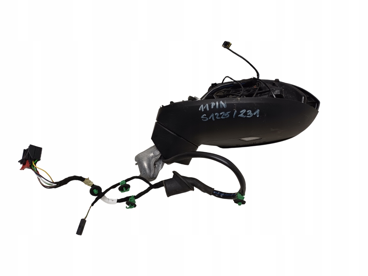 VW PASSAT B8 14- LUSTERKO LEWE 11 PIN