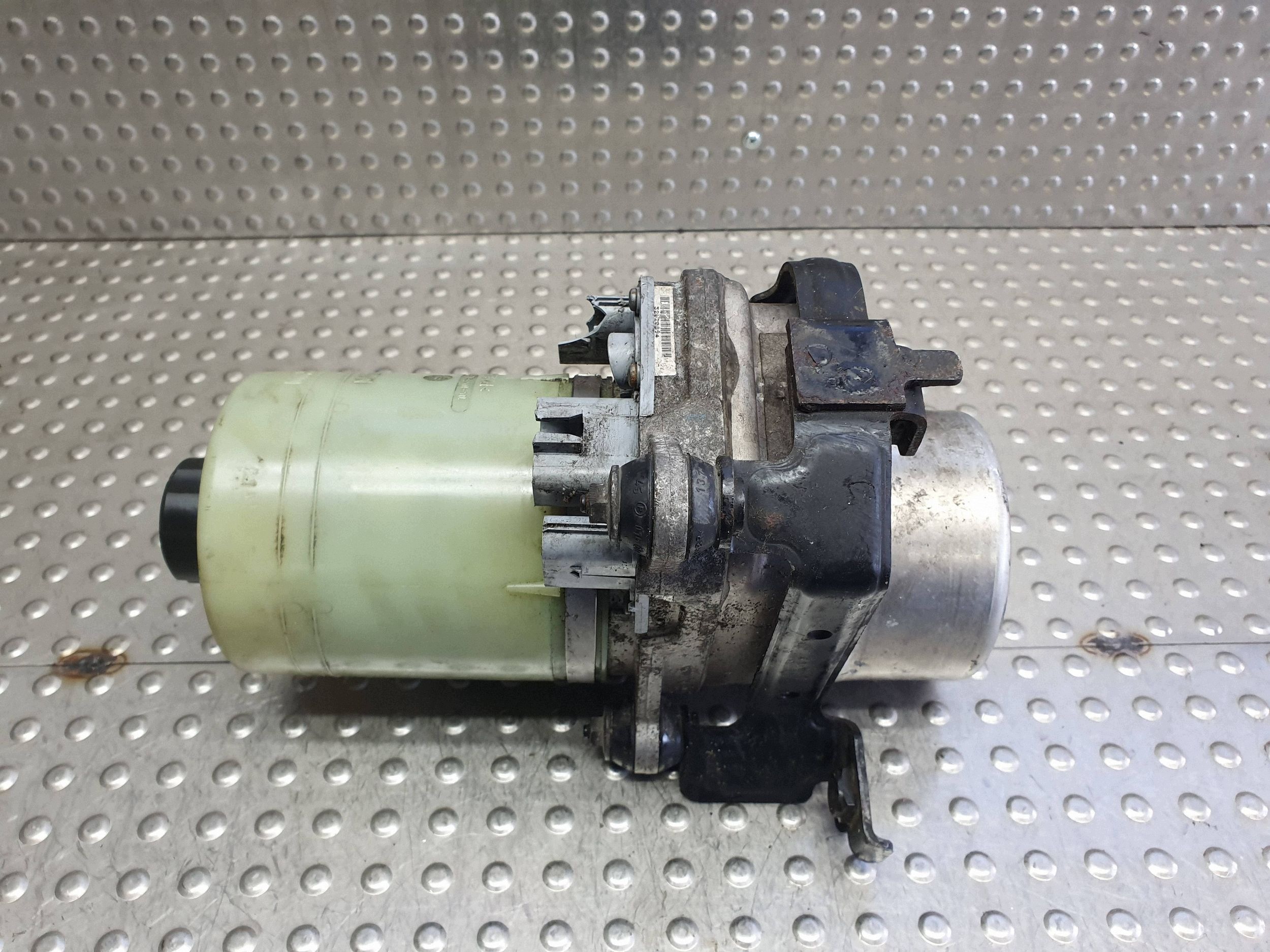 pompa servosterzo 3M51-3K514-DF FORD C-MAX e MK1 FOCUS MK2