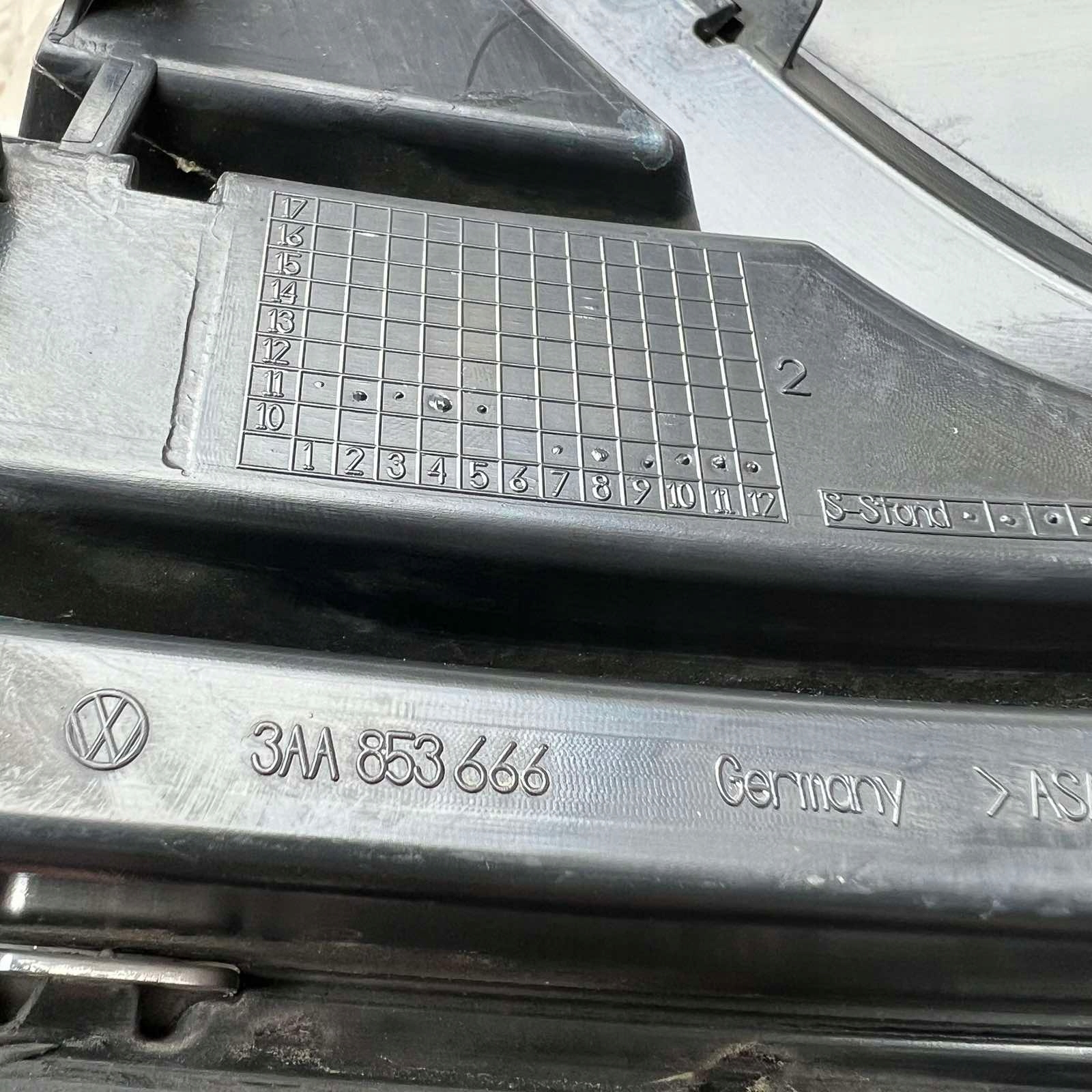 VW PASSAT B7 10-14r grid of a bumper right 3AA853666