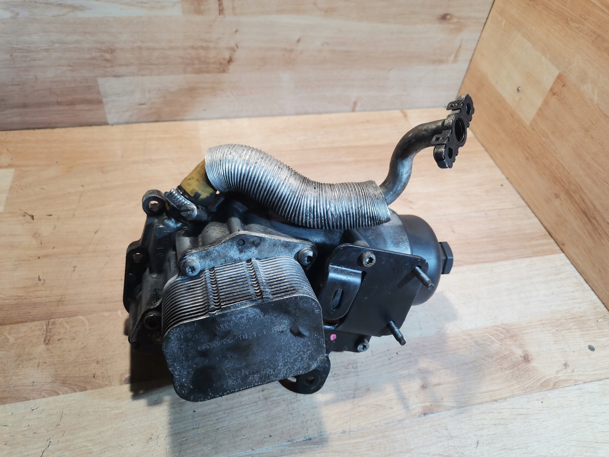 Gehäuse filter oil VOLVO V40 D2 1.6D PEUGEOT 1.6 E-HDI