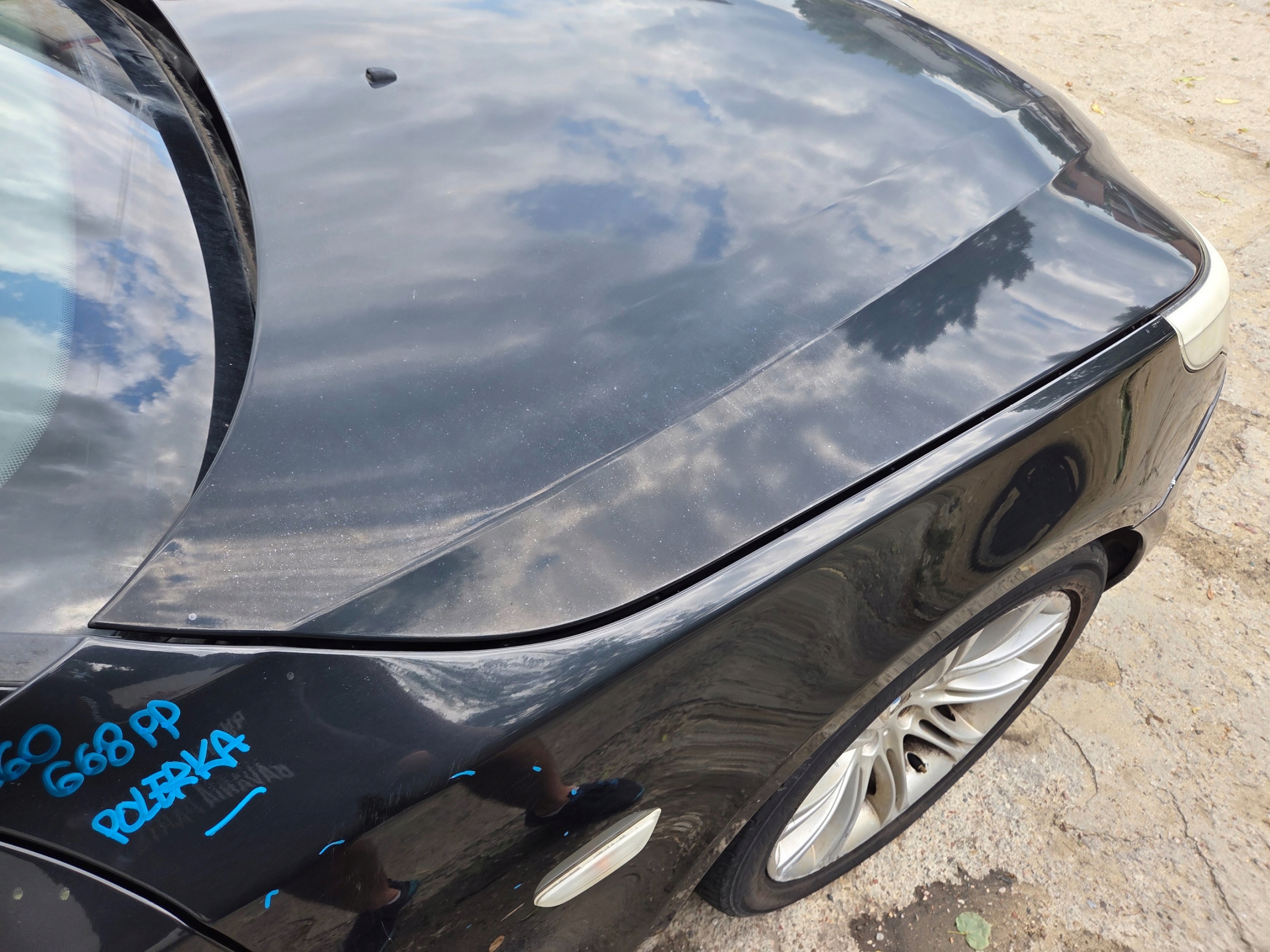 bonnet BMW E60 SCHWARZ 2 668/9