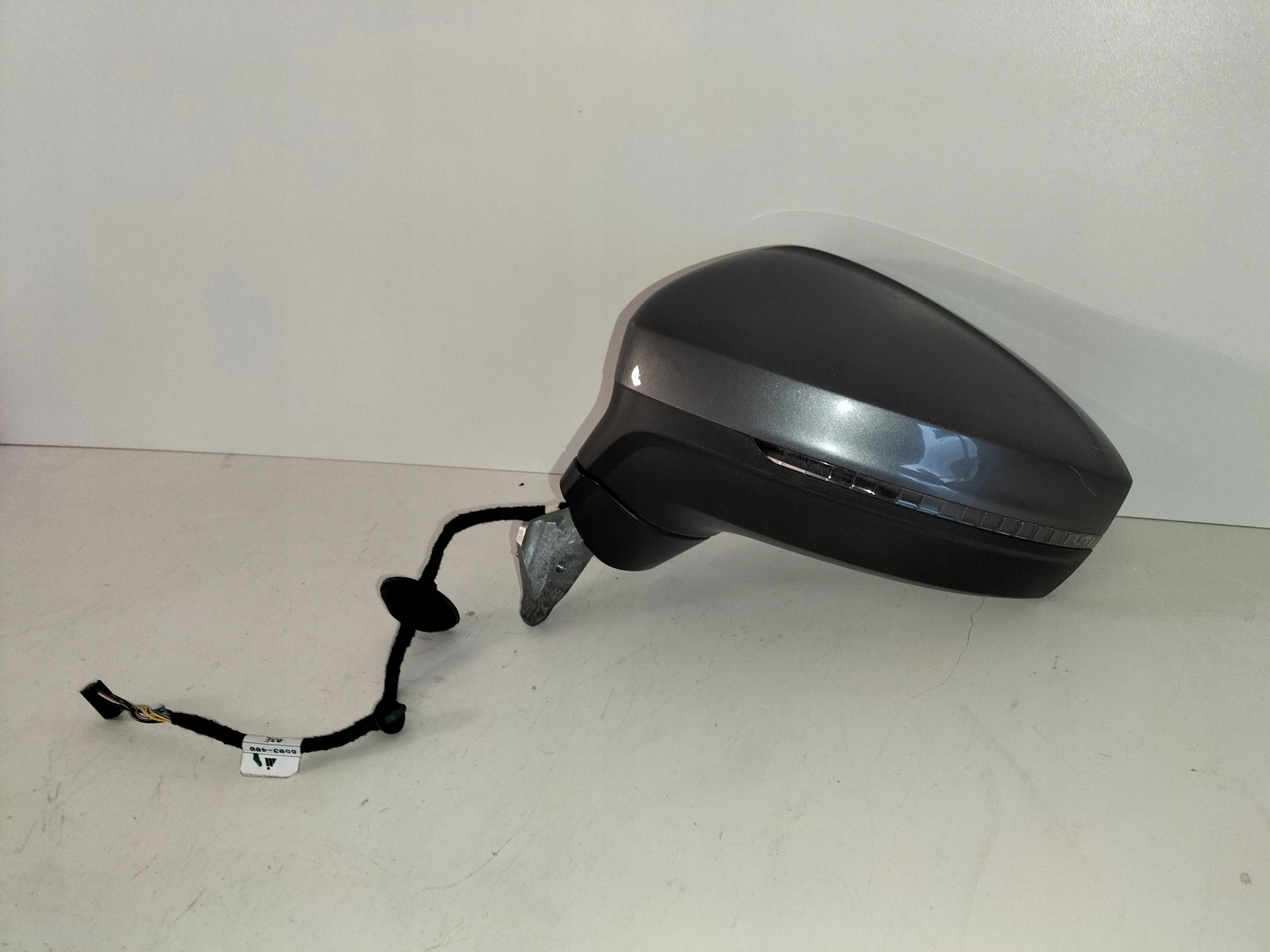 mirror left electrics VW TIGUAN II 16
