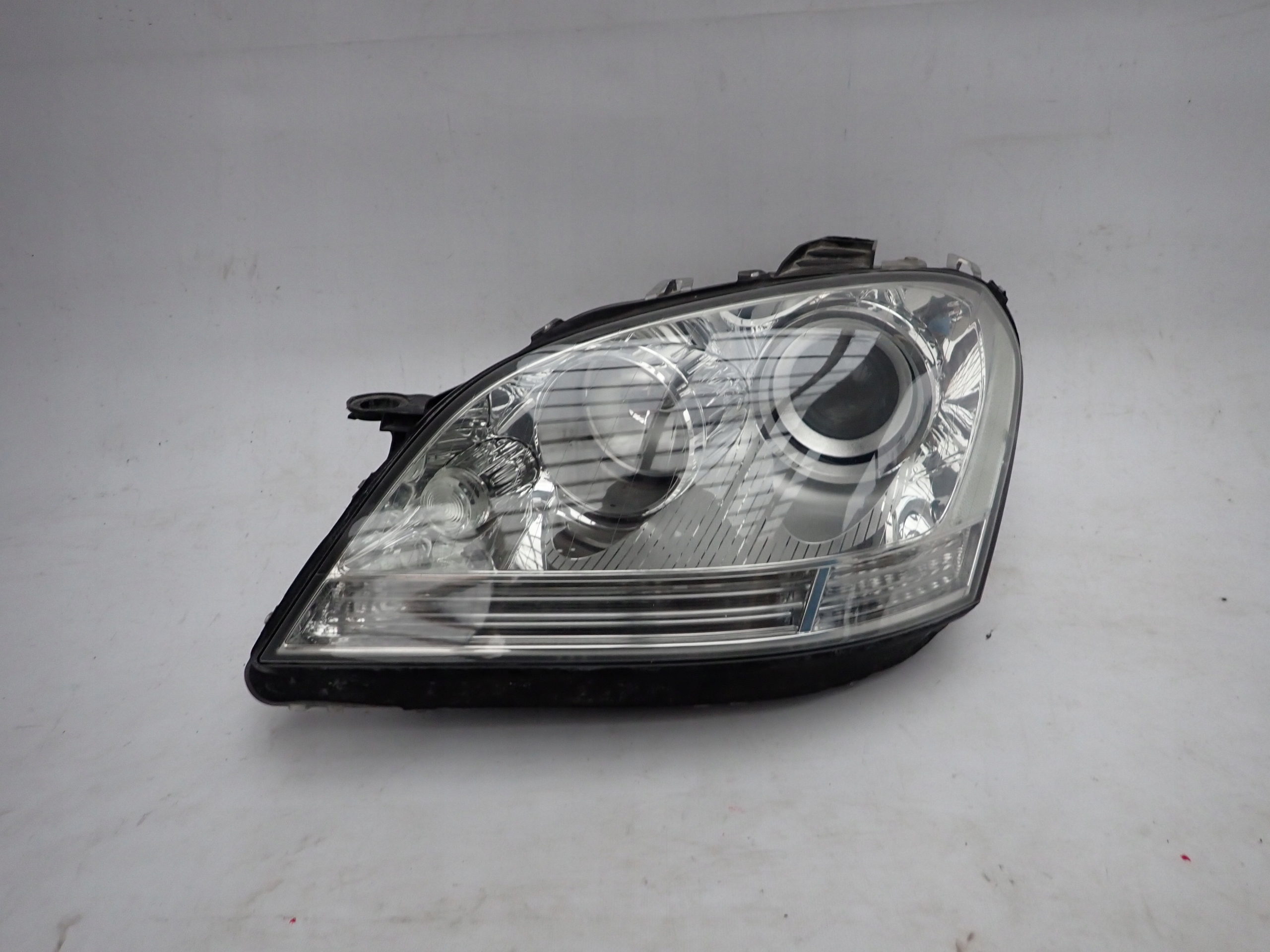 MERCEDES ML W164 06- light left front front
