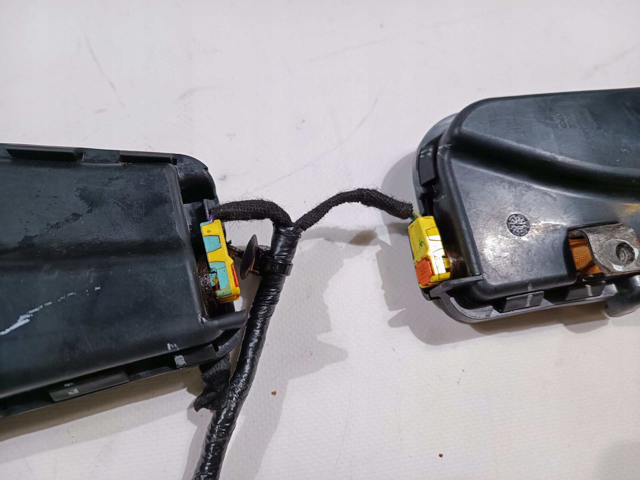 Airbag airbag SITZ rechts Ford Mustang VI Cabrio 2015