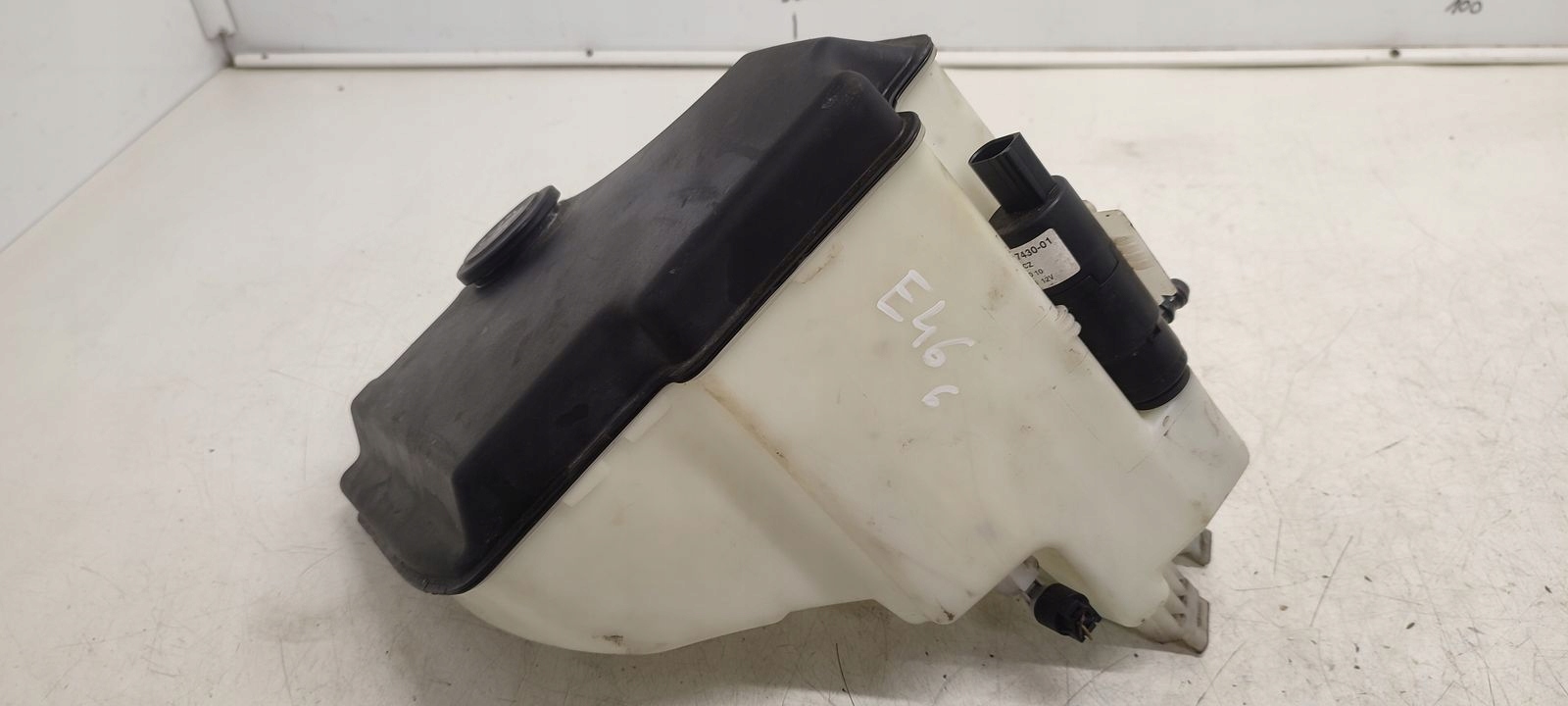 Behälter Spritzdüse Behälter BMW E46 LIFT 318i