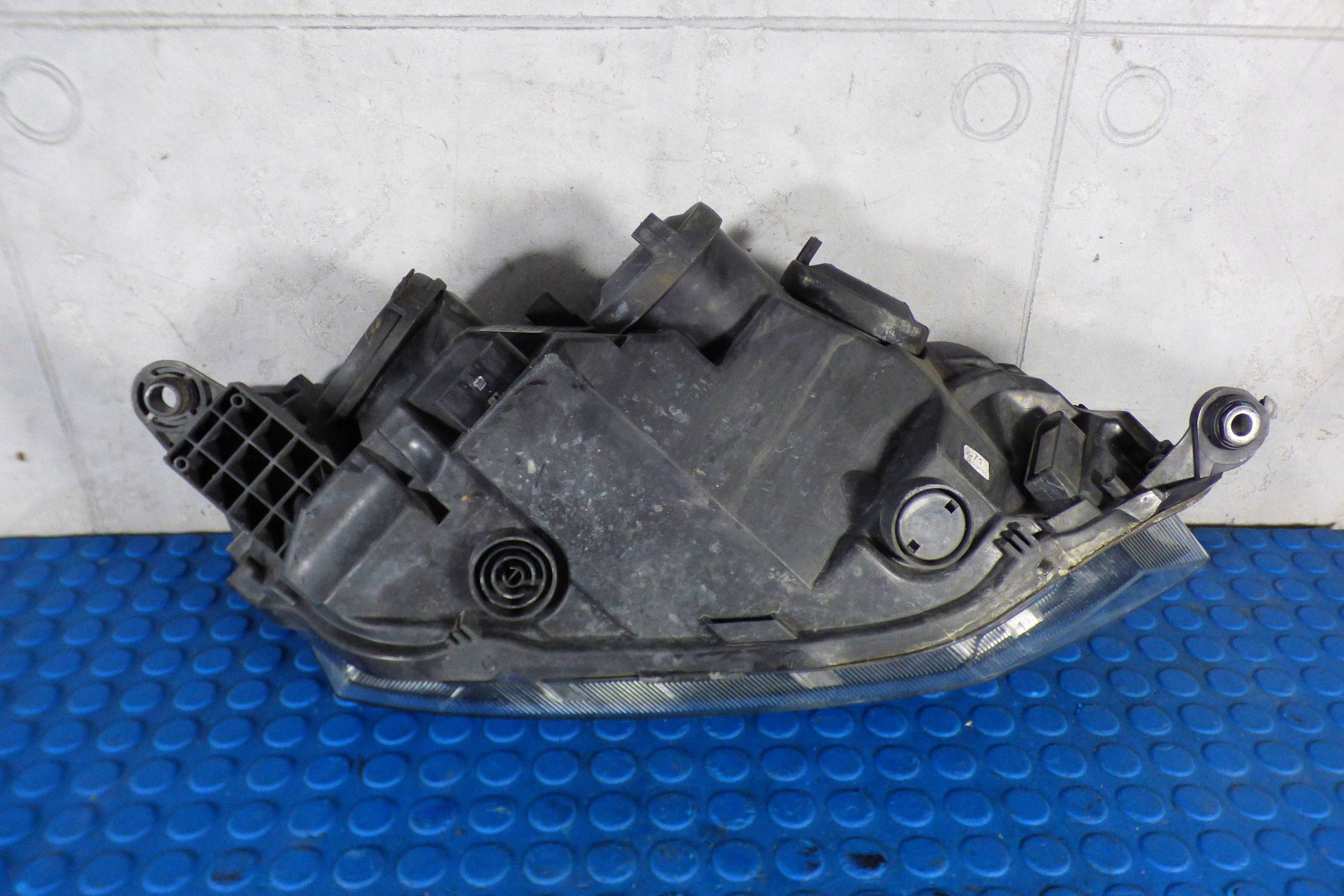 Skoda Fabia III reflektor light left original EUROPA 6V1941015C