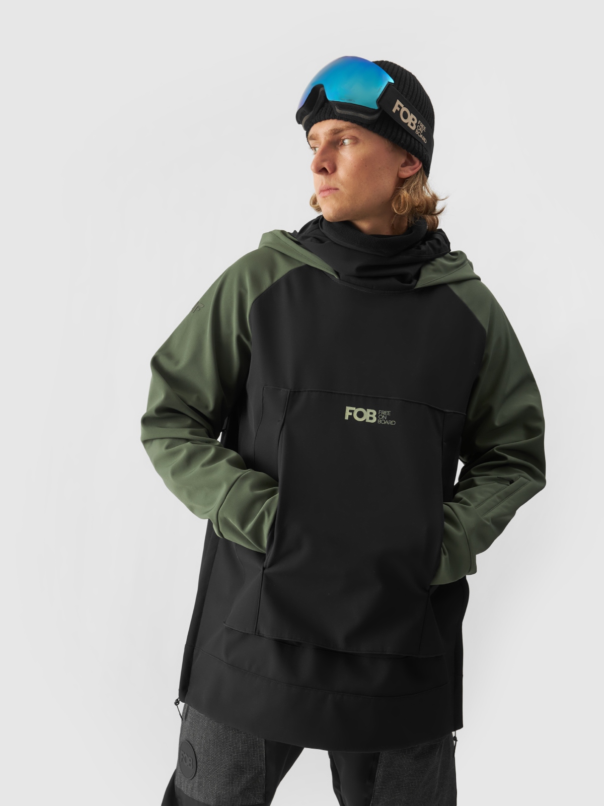 4F Kurtka Softshell Snowboard Fob 5000 Neodry 4FWAW24TSOFM255 R. L