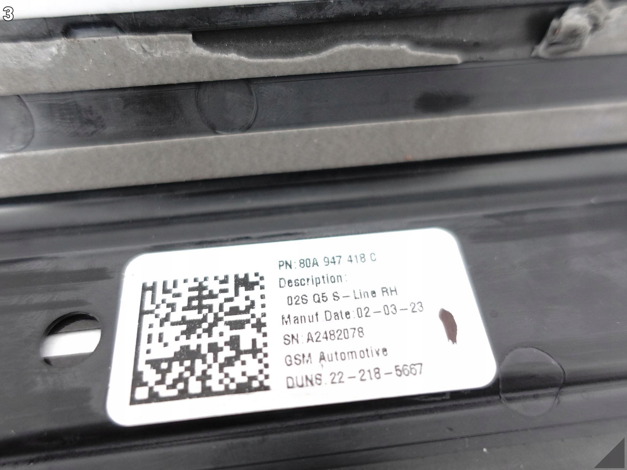 AUDI Q5 80A S-LINE LIFT 17-24 moulding threshold cap PODSWIETLANA right