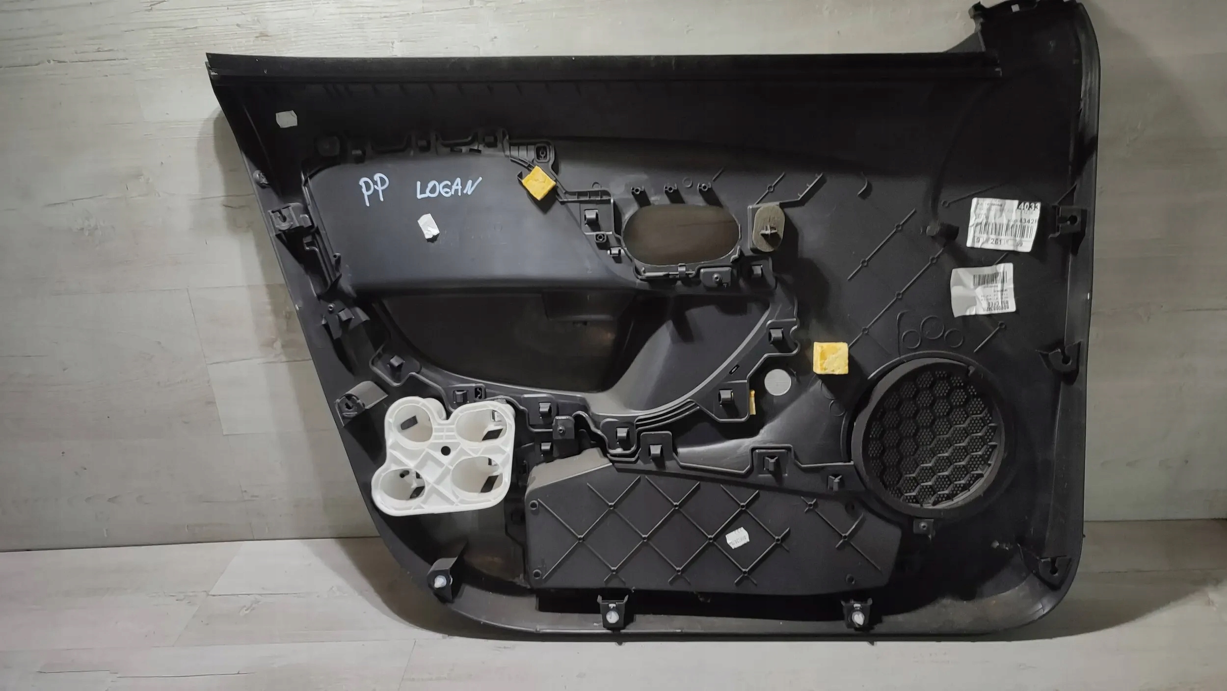Dacia Logan II 2019r front side right side door upholstery