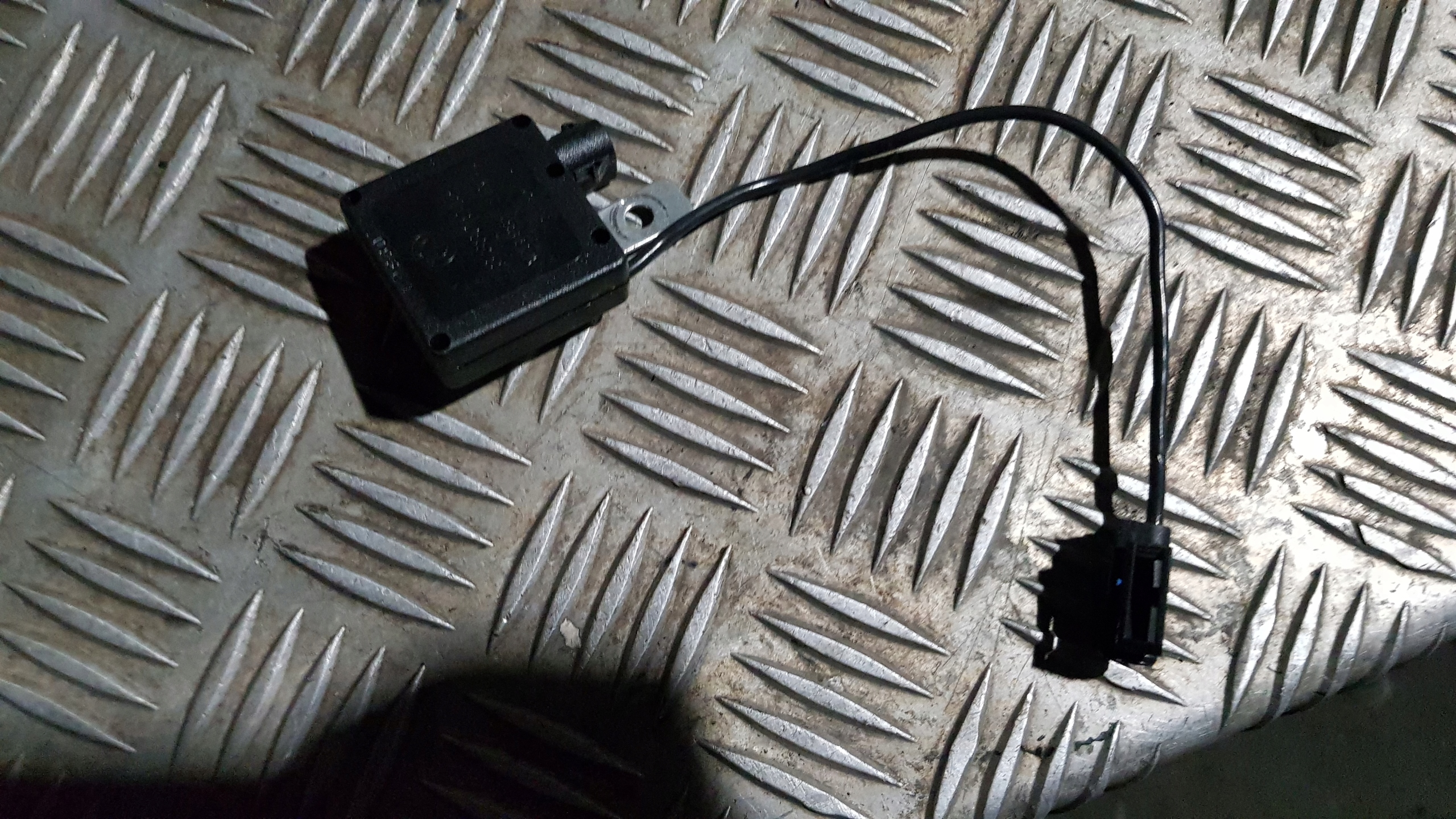 BMW E39 module ANTENY 8380945