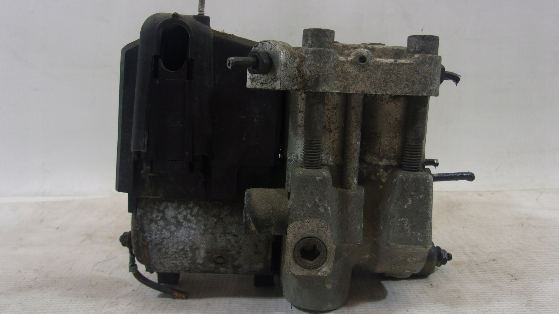 pump ABS VW TRANSPORTER T4 0265201037