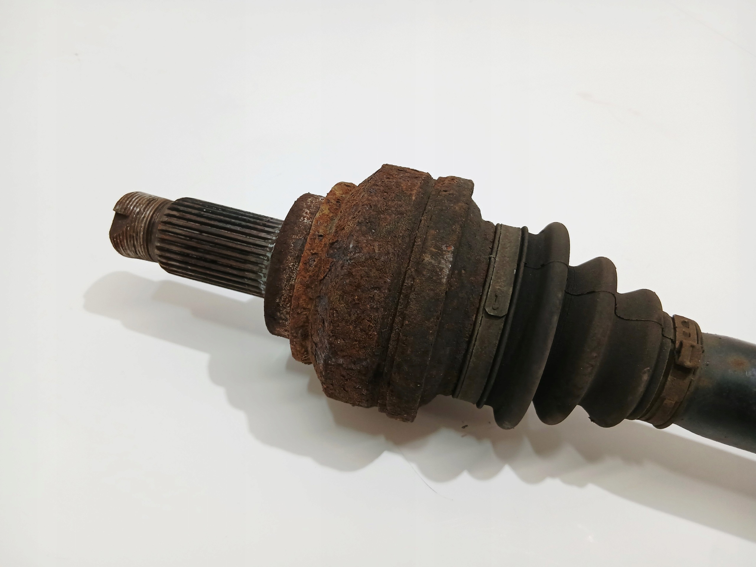semi-axis right rear part BMW E61 306D3 3.04D OE 7572429 (0000095)