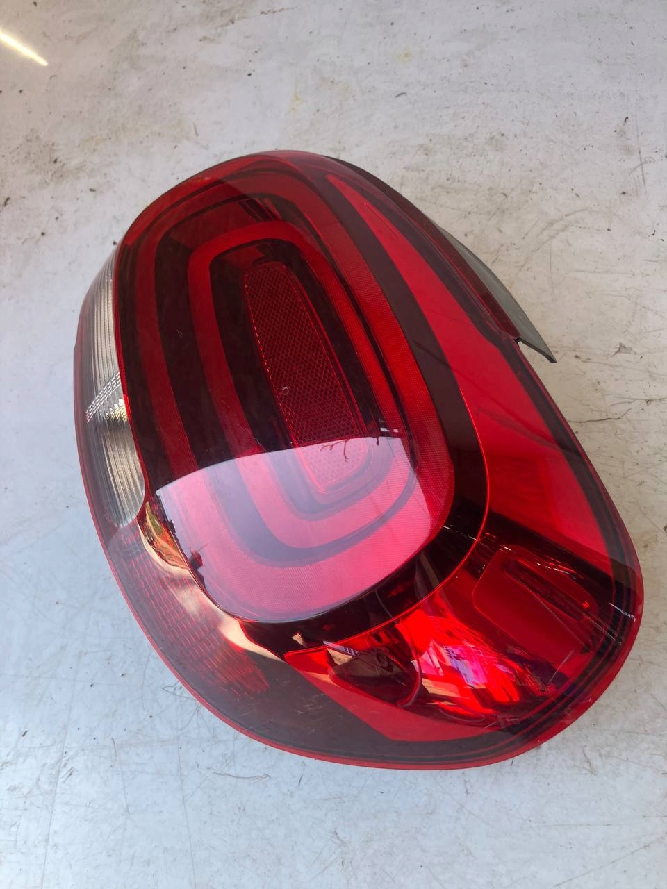 light right rear part CITROEN C3 III 9812257480 EUROPA