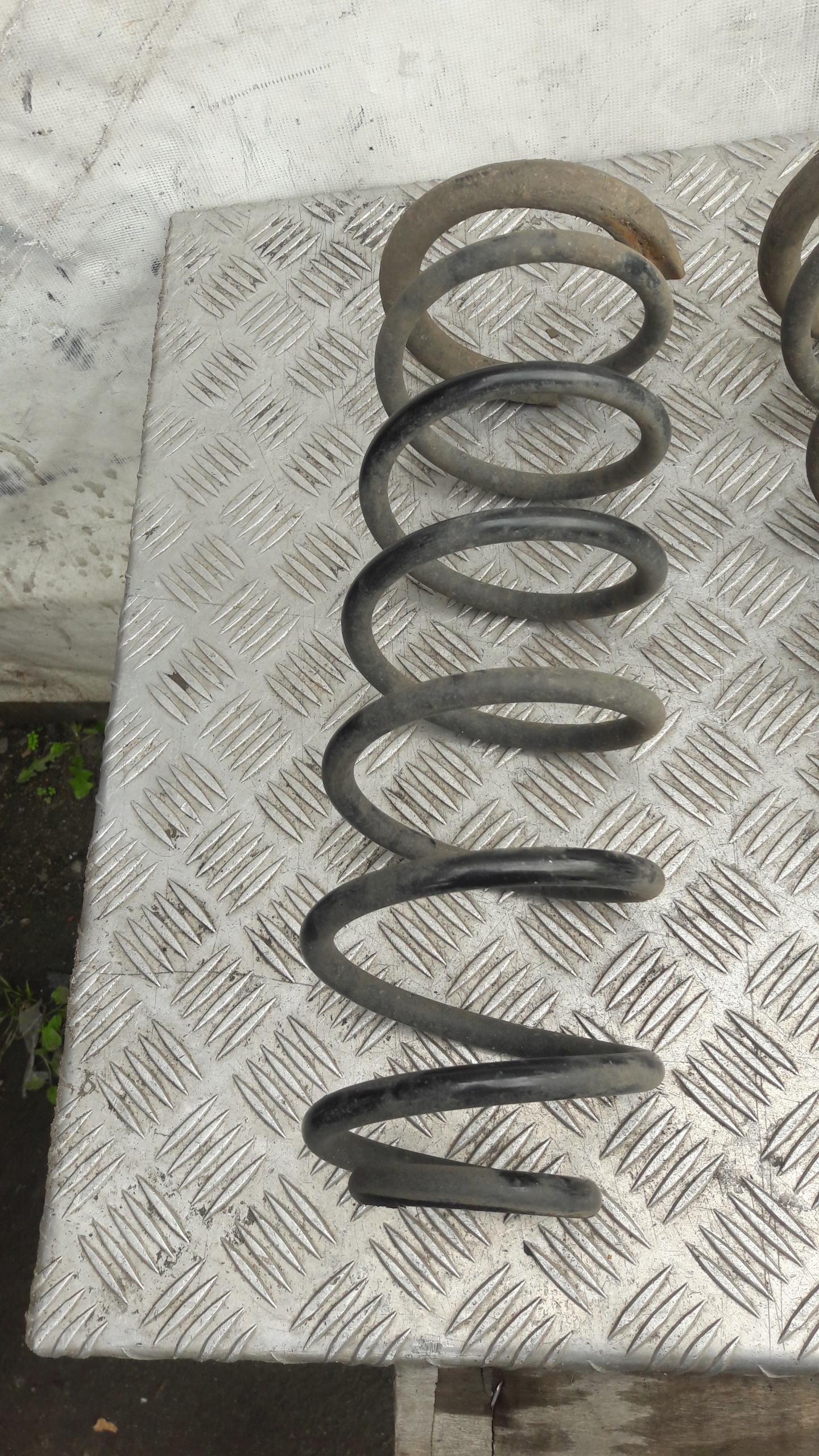 FIAT ULYSSE II 2.0 JTD spring springing rear part left or right