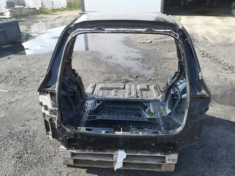 WANNA PAS TYŁ BŁOTNIKI SZYBA KAROSERYJNA MERCEDES GLB X247