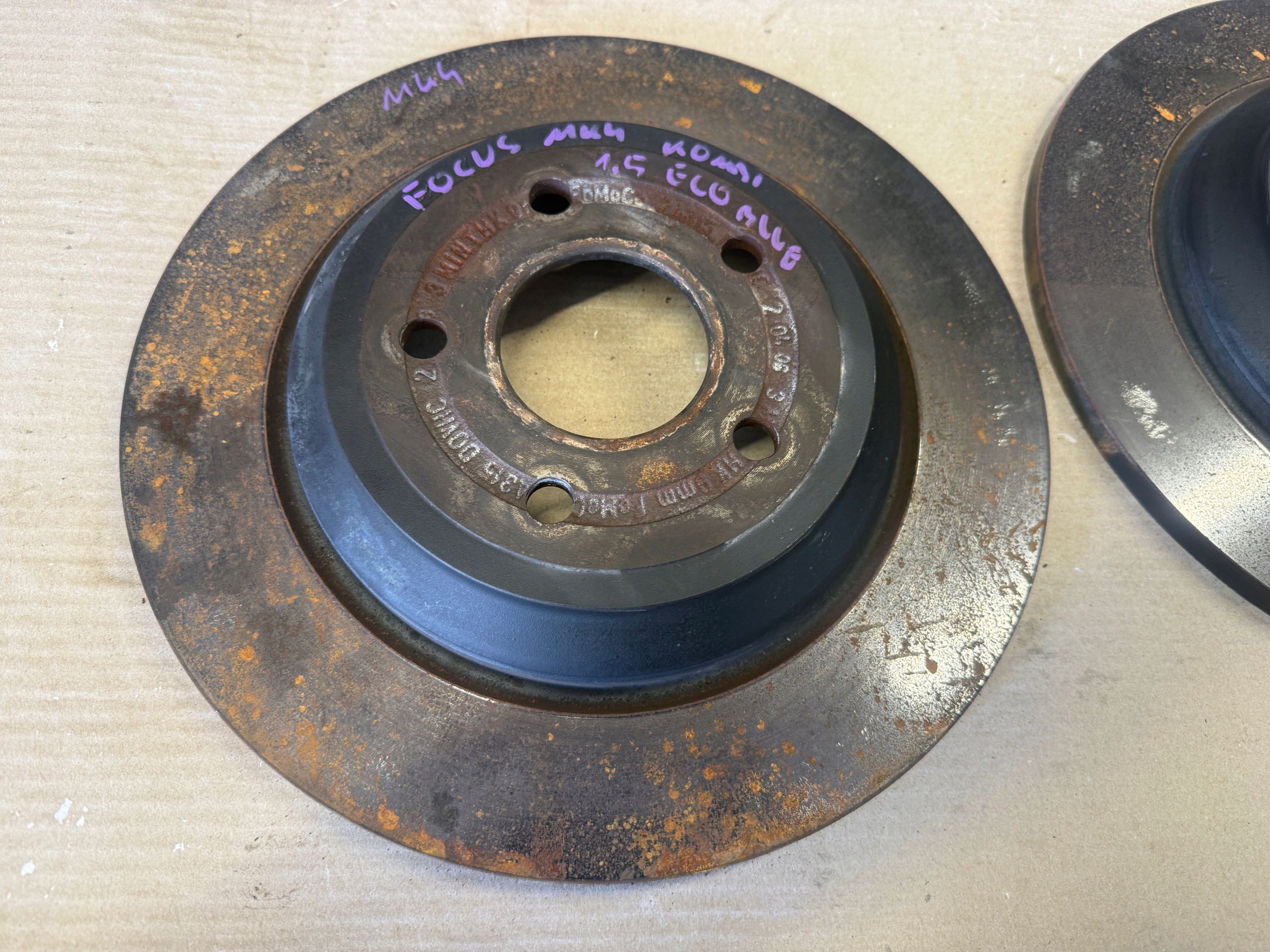 FORD FOCUS MK4 LIFT 1.5 ECOBLUE discs brake rear part KOMPLET 2A315