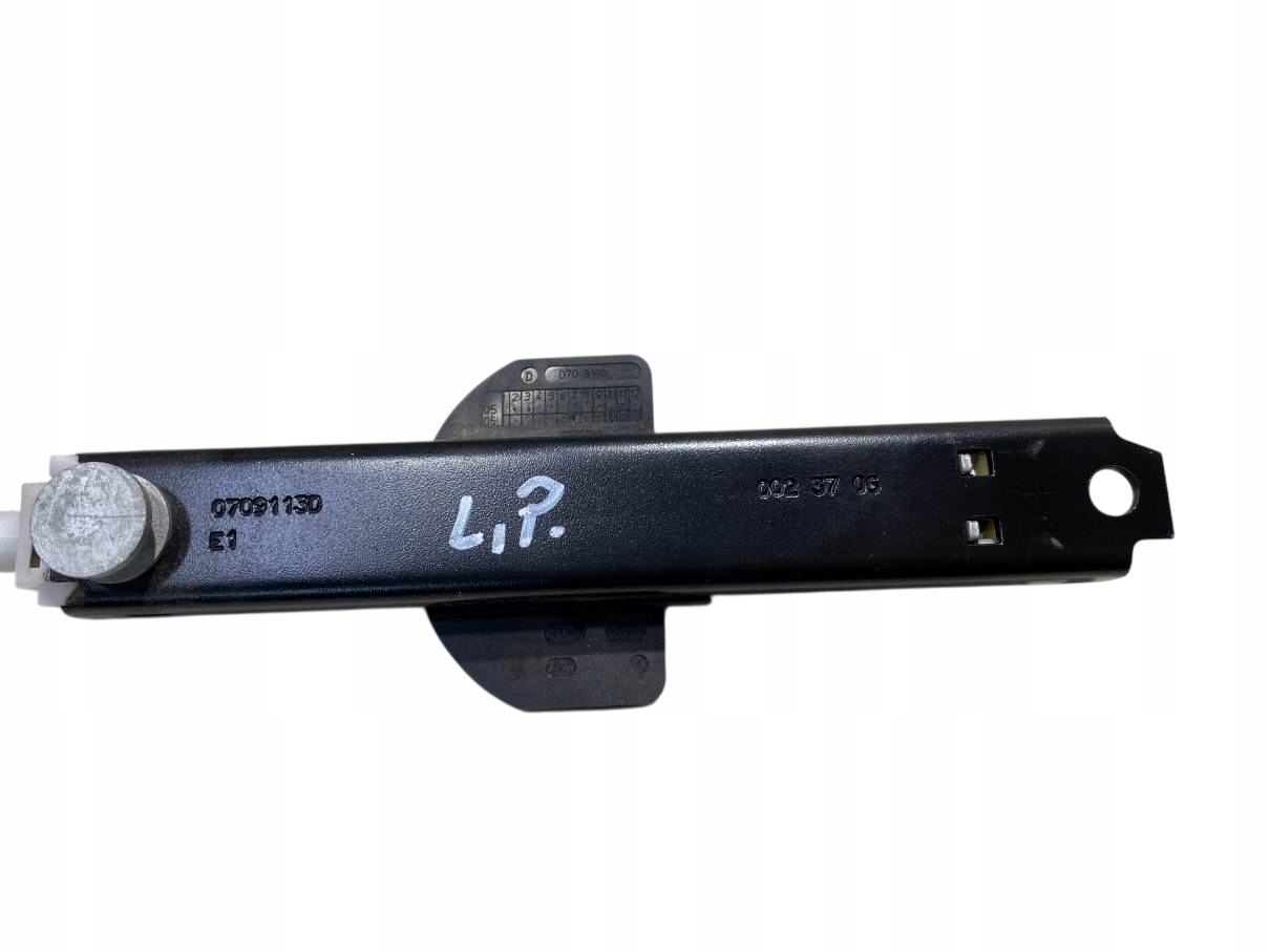 mechanism control supports left front TOUAREG and 7L0857819H