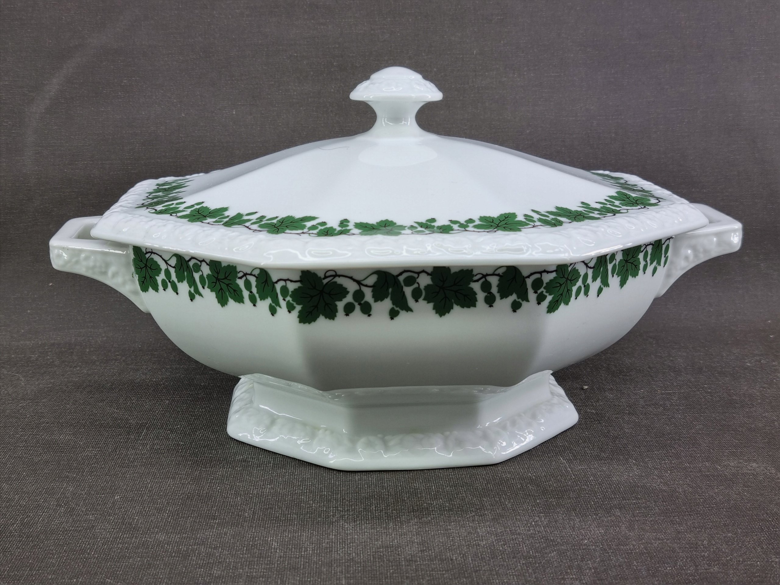 748. Rosenthal Maria - Waza