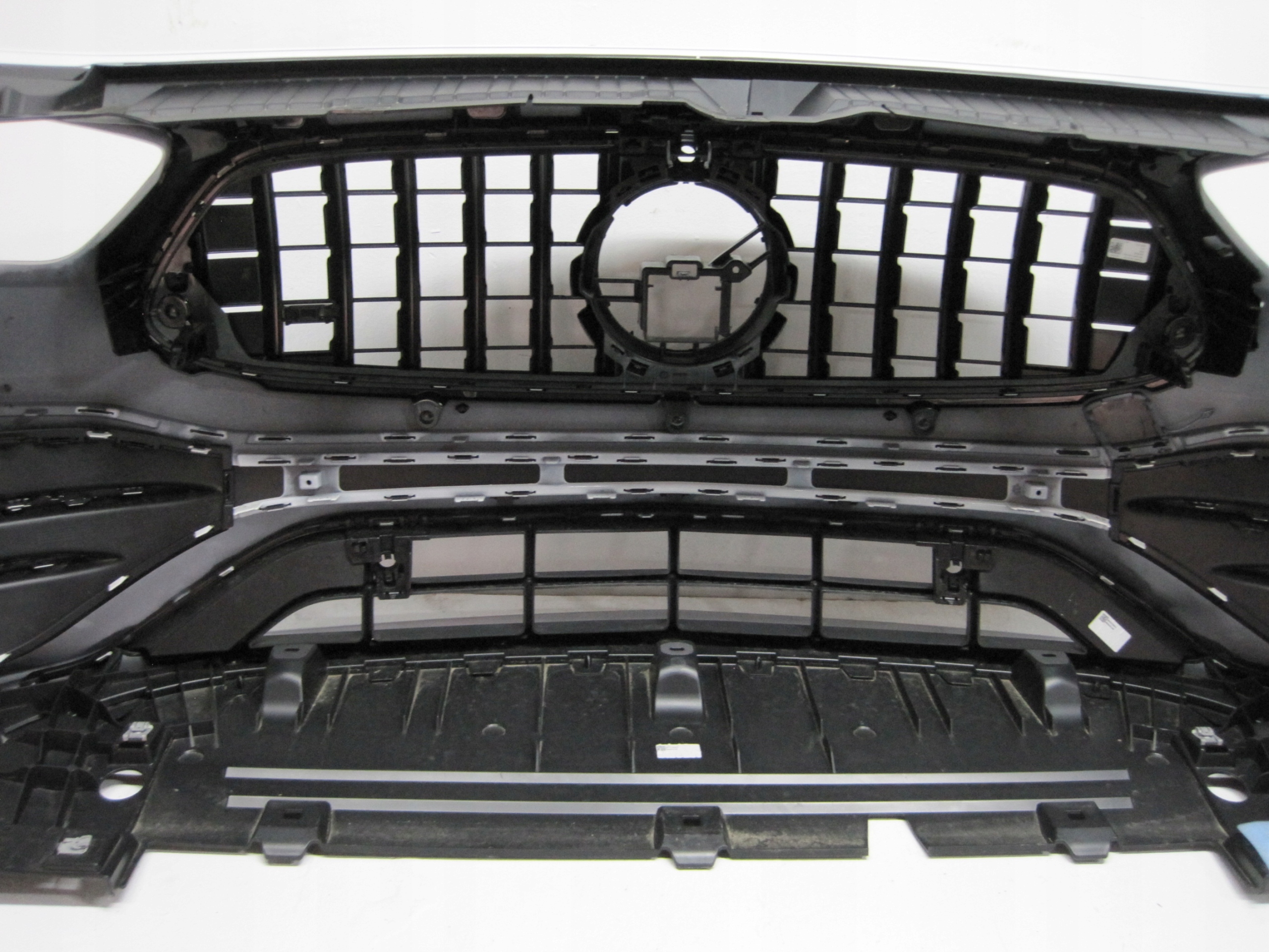 Frontstoßstange MERCEDES A247 GLA AMG 23R