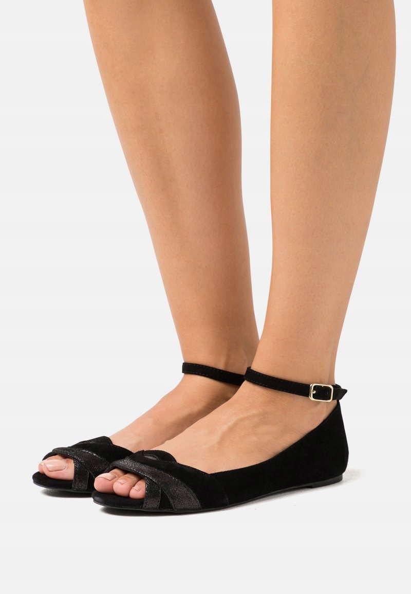 Kožené baleríny s odkrytou špičkou Pier One 41