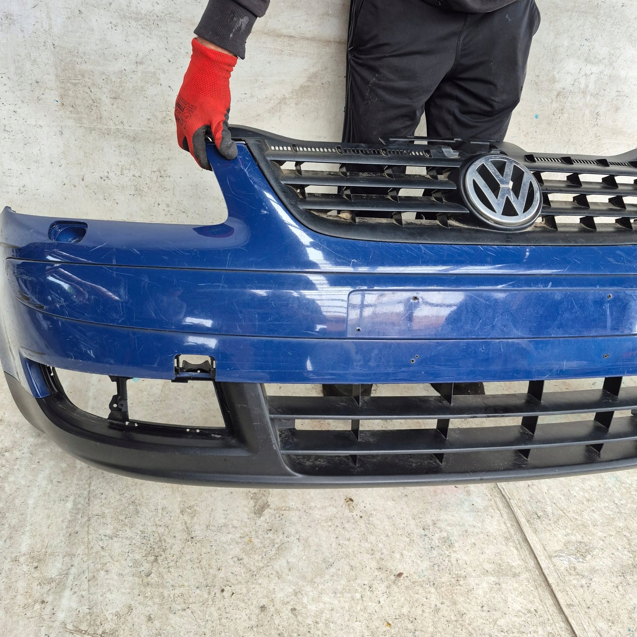 VW TOURAN and 1 03-06 bumper front front washer
