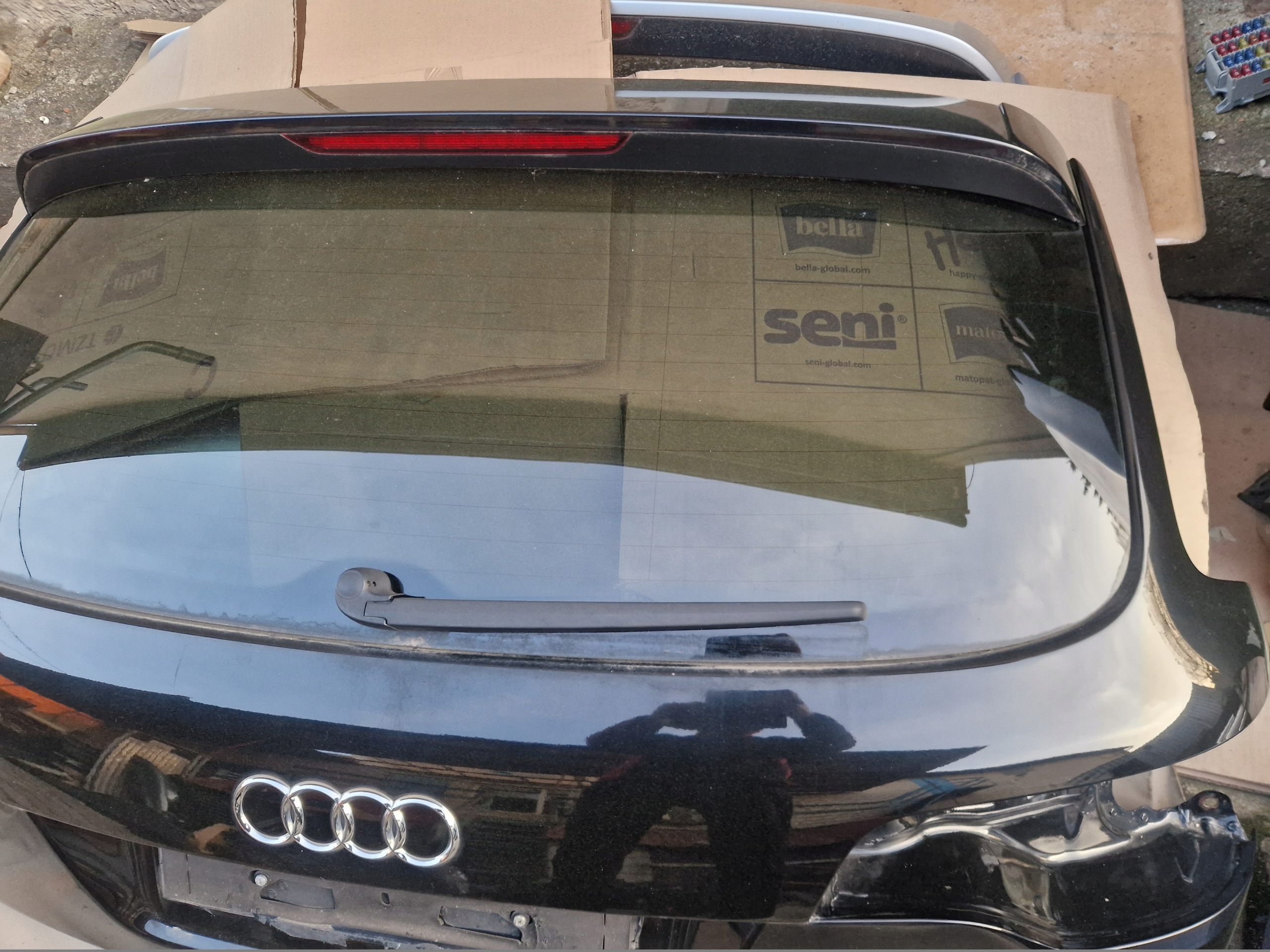 AUDI Q7 4L trunk door boot black