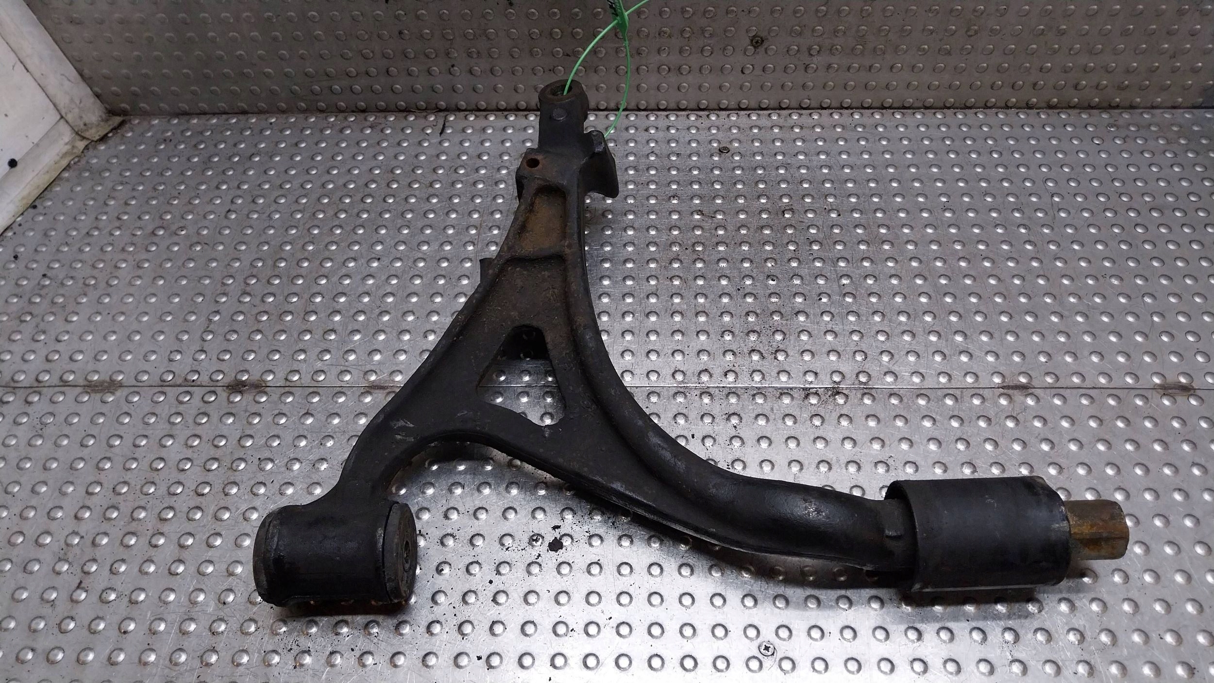 arm left front MERCEDES ML W163 2.7CDI