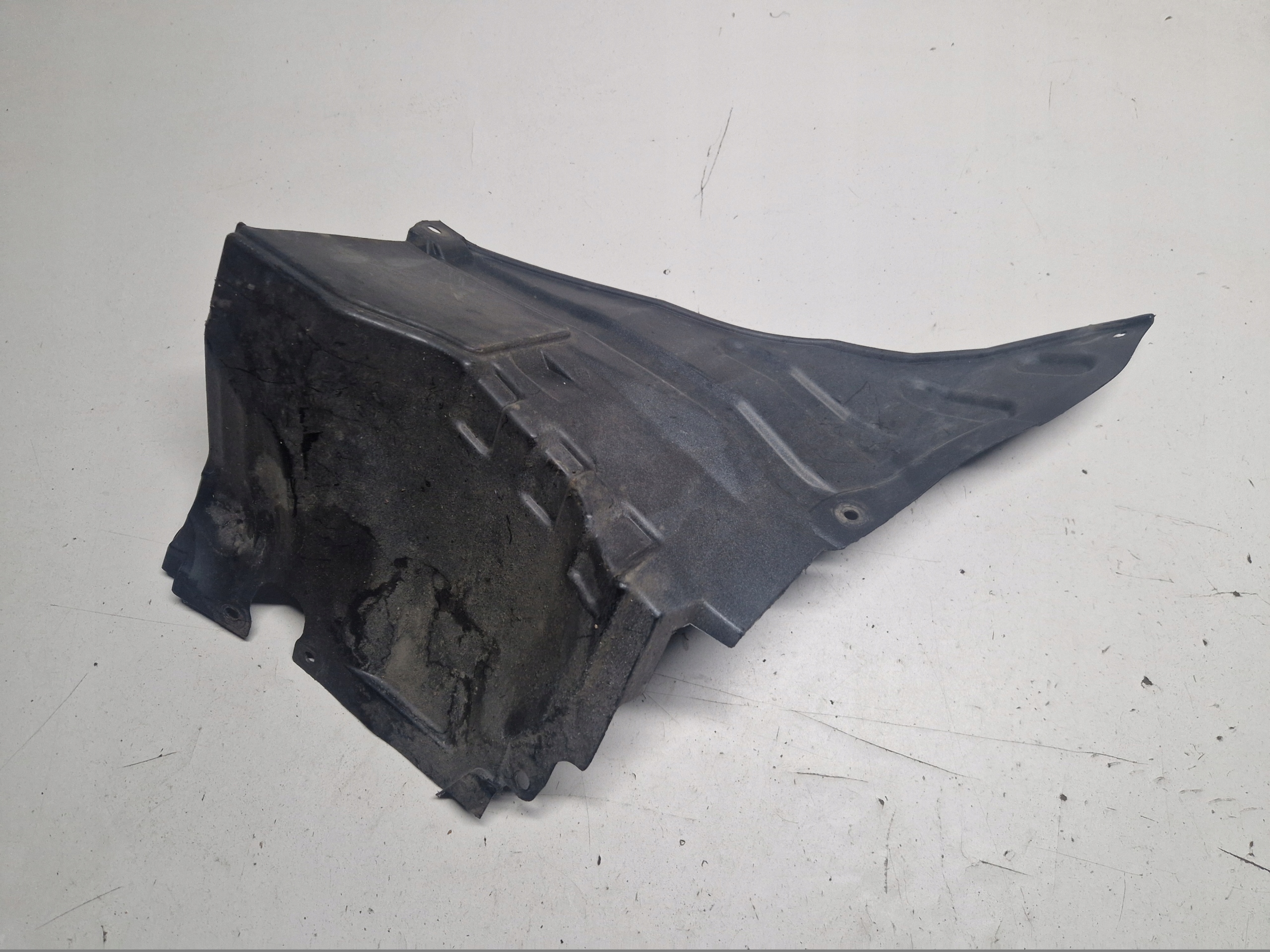motor cover left lower 72421-68L0 SUZUKI SWIFT MK7