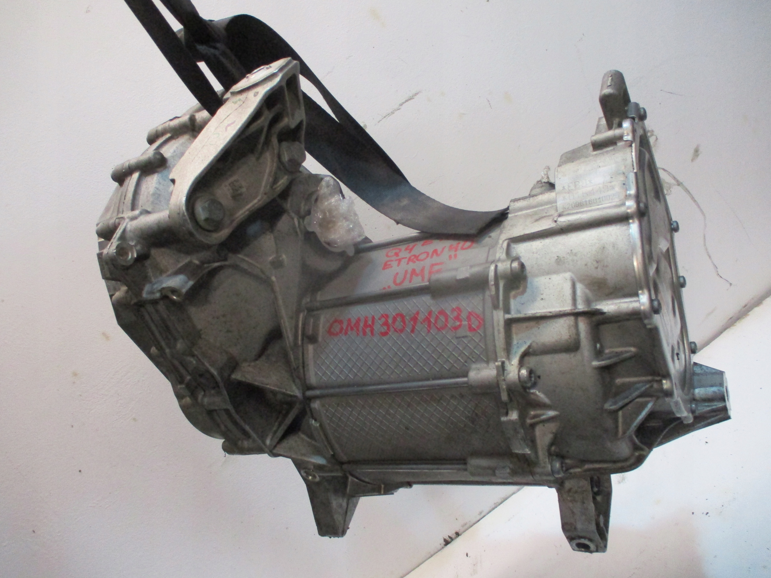 engine motor pillar AUDI Q4 E-TRON E TRON UMF OMH301103D