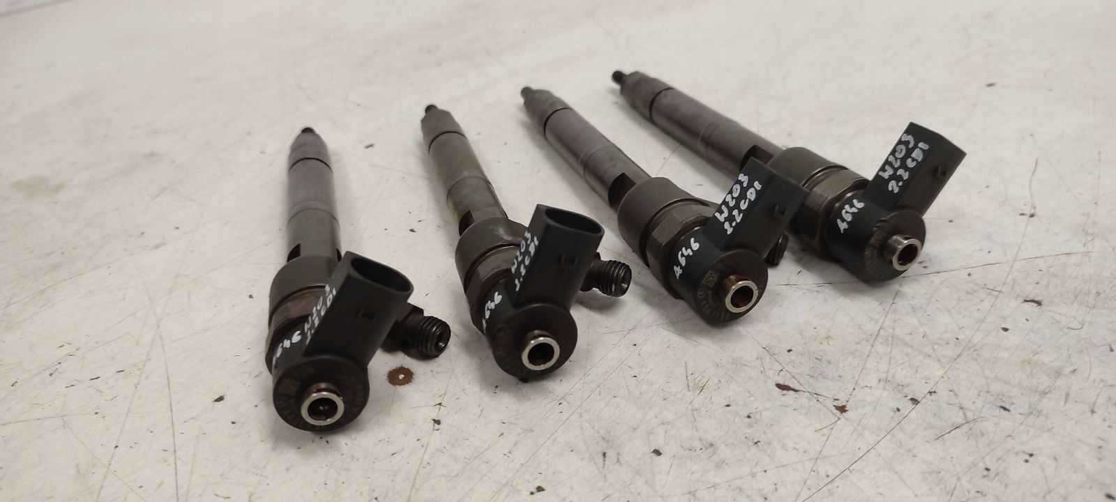 injector Mercedes W203 LIFT 2,2 CDI