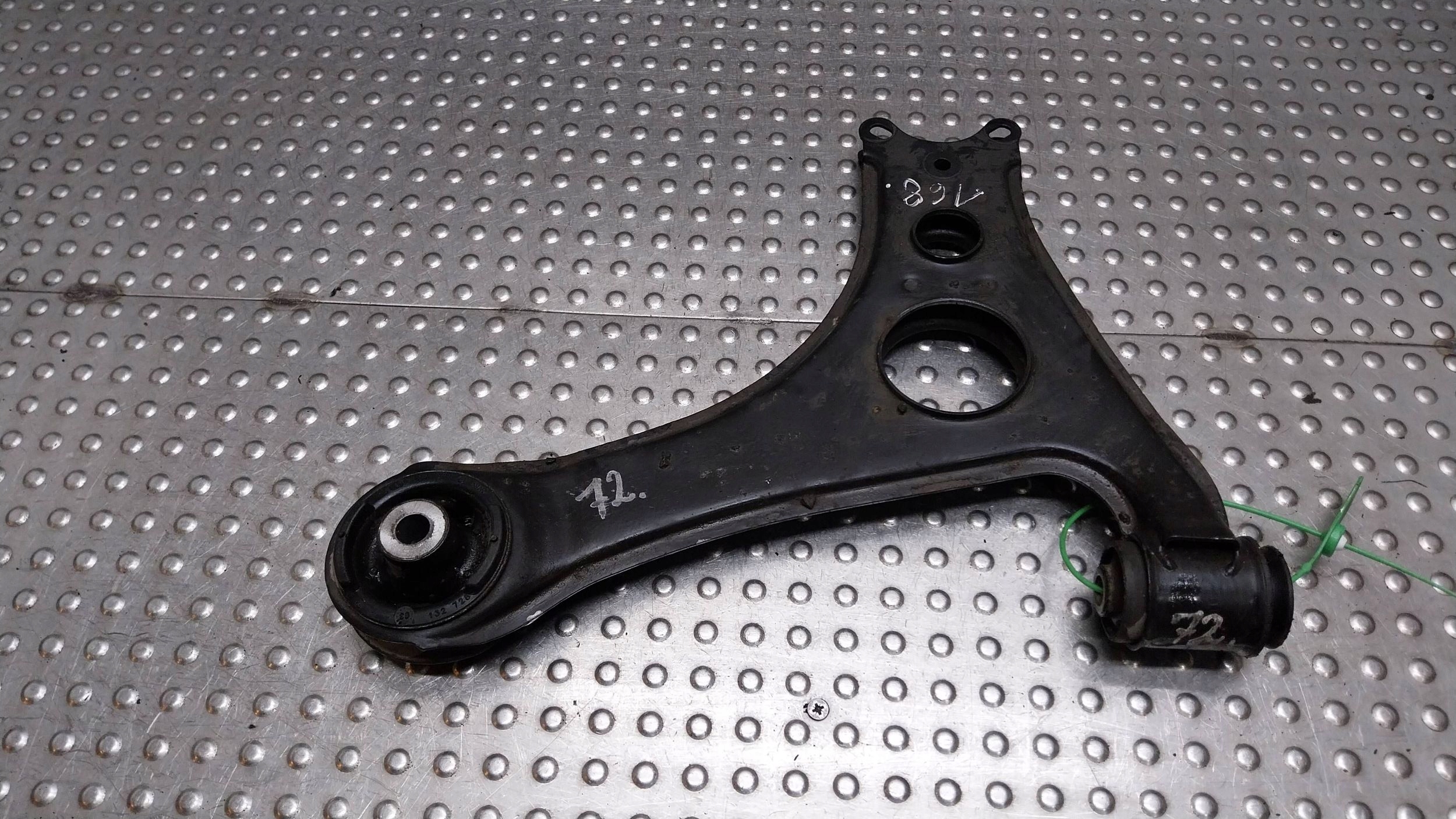 arm right front A1683300907 MERCEDES A KLASA W168