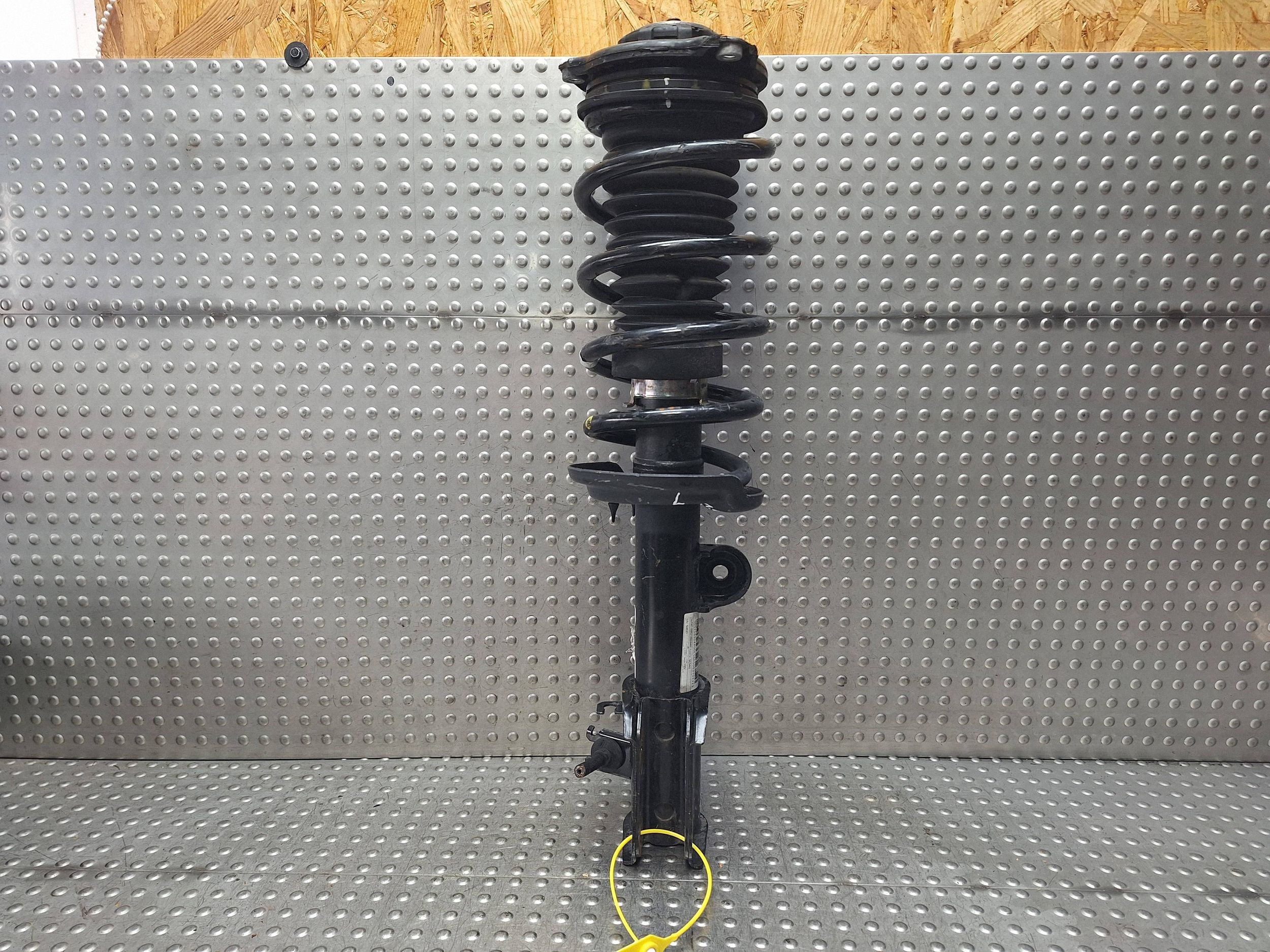 Stoßdämpfer links vorne JEEP COMPASS II 17- 1.4 TB 521692440