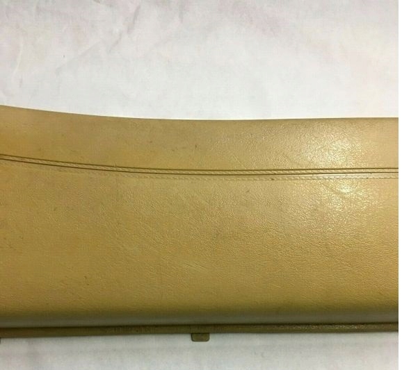 KIESZEN right MERCEDES W123 1237270664