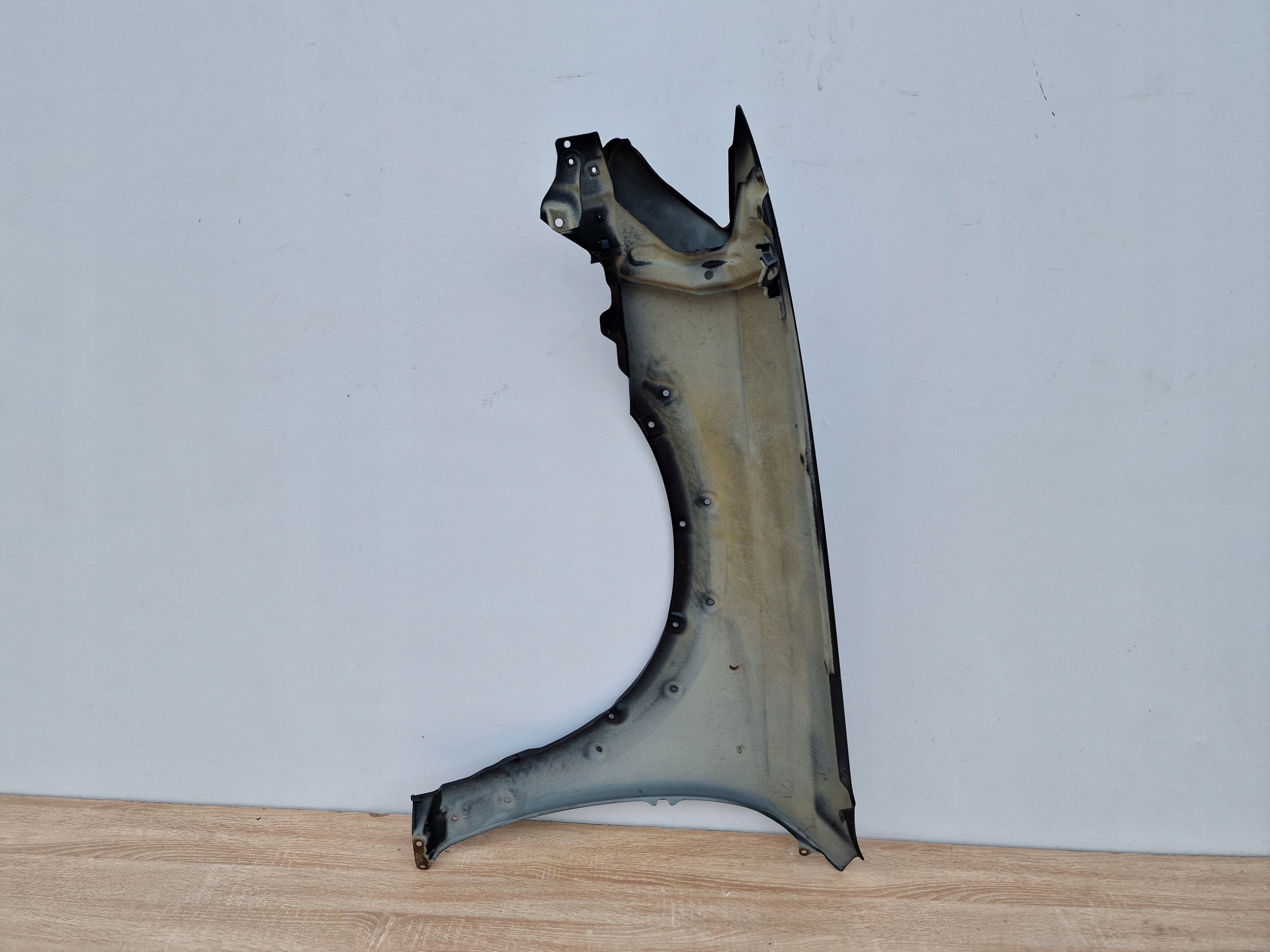 SUBARU LEGACY OUTBACK LIFT 06-09 ROK Destra parafango