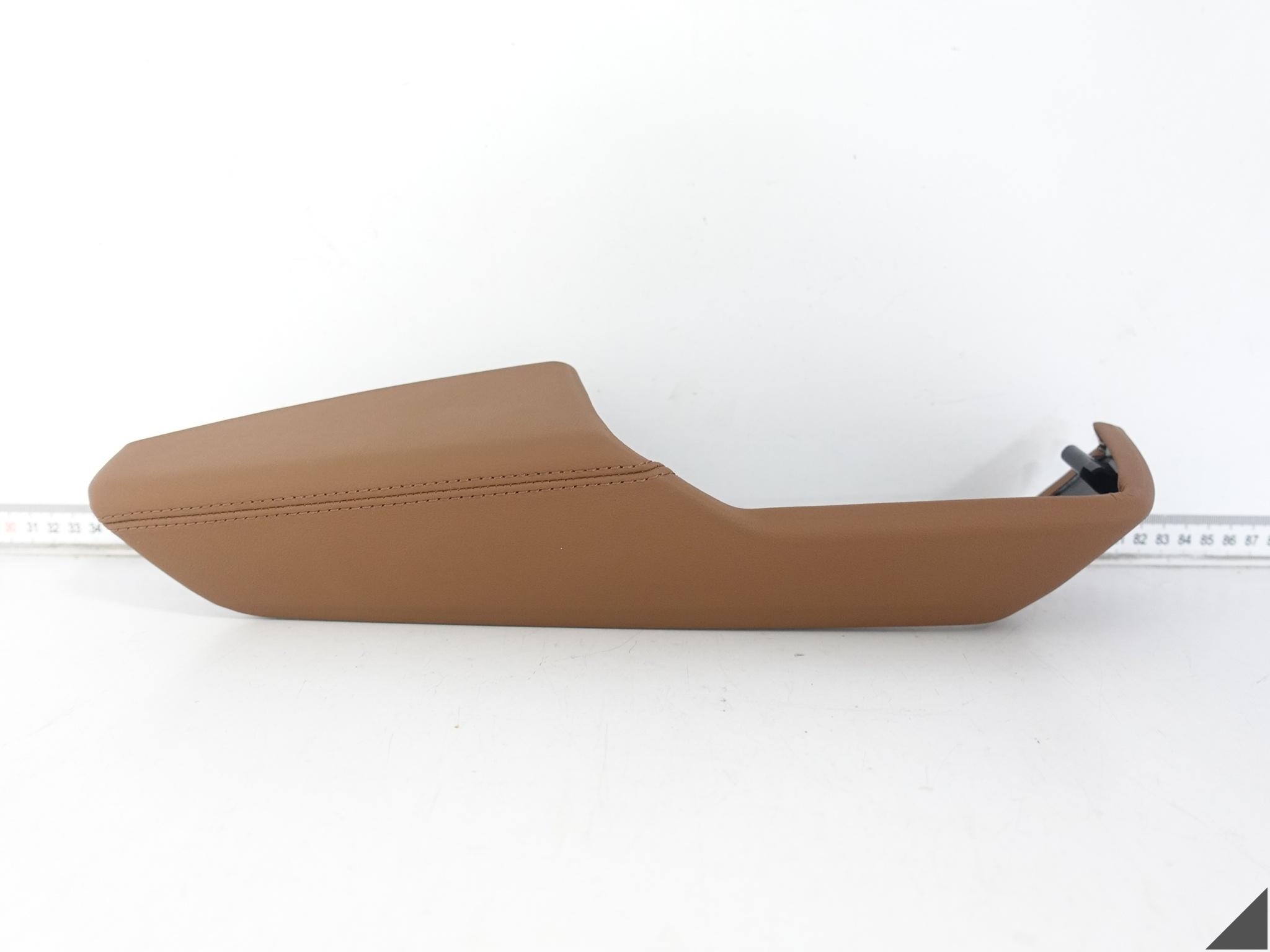 AUDI Q3 83A F3 18-25 armrest bracket door rear part left leather OKAPI 10A
